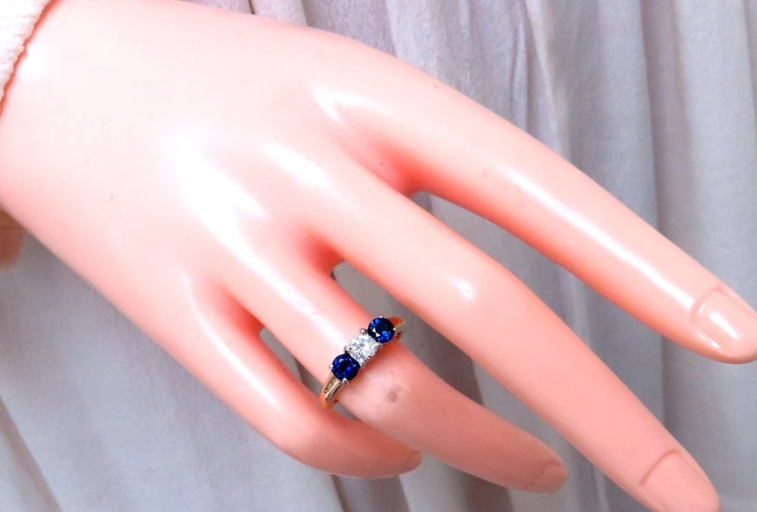 Natural Sapphire Standard Three stone diamond Ring 14kt - 5