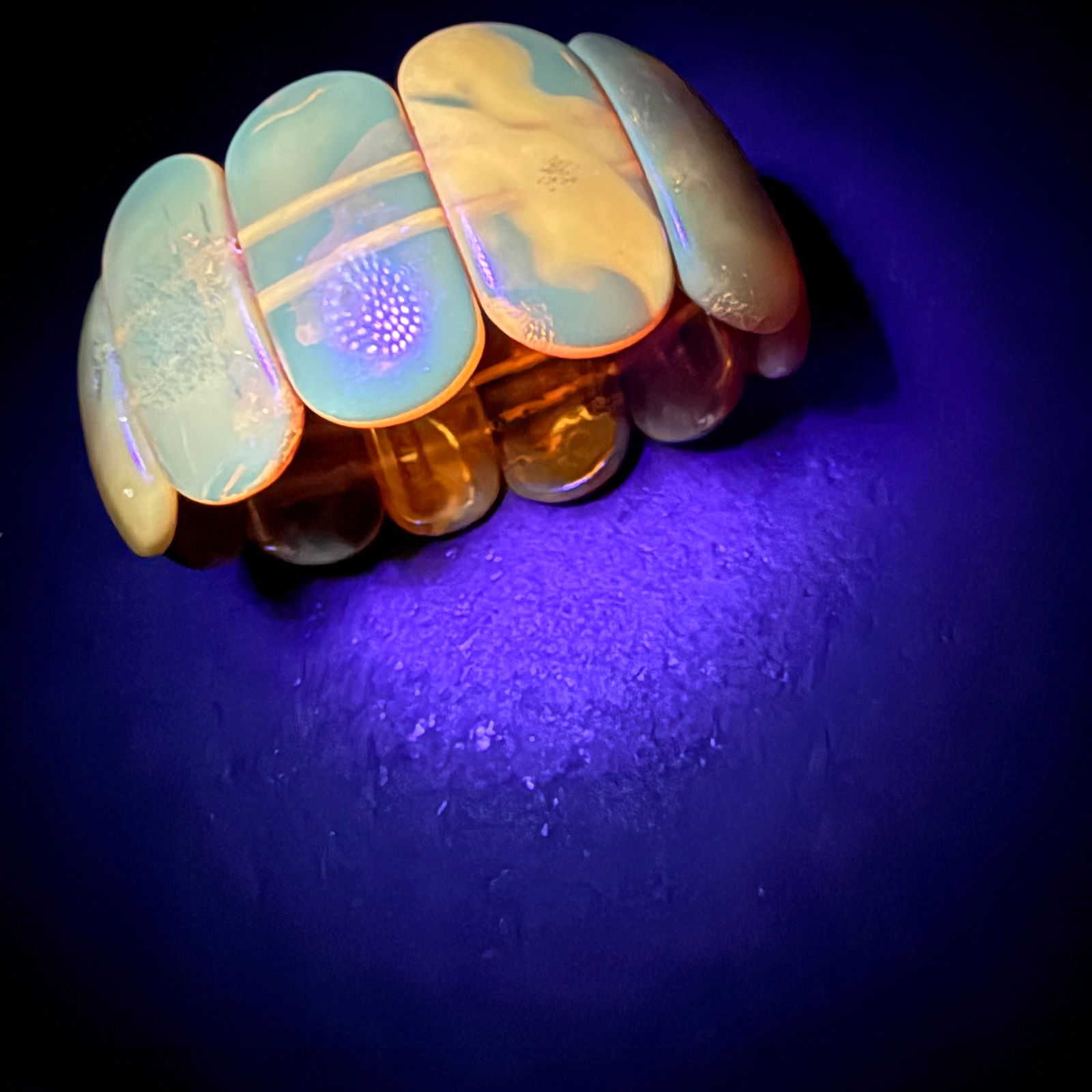 Extraordinary Vintage Amber Bracelet made from Rectangle shaped Amber beads - 9