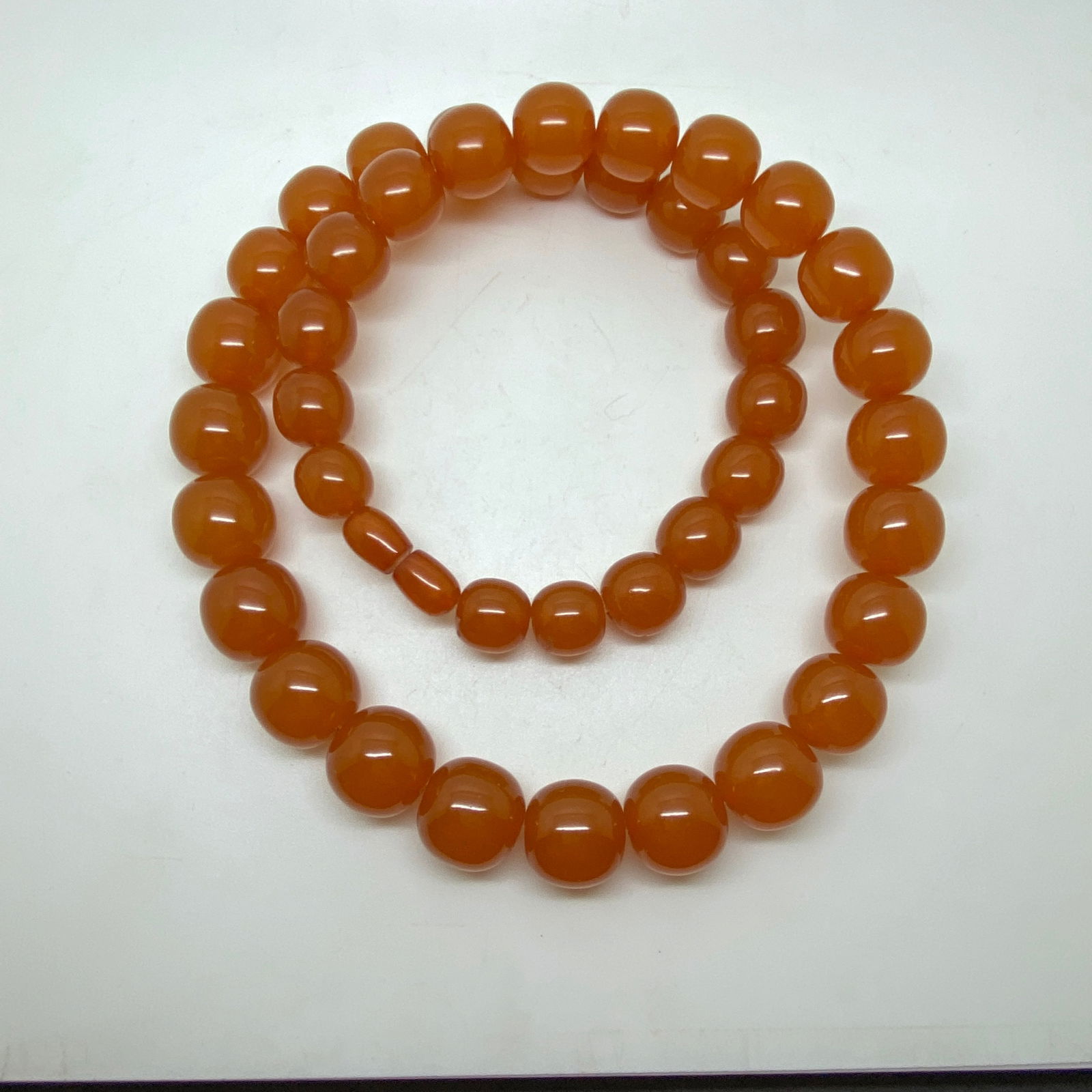 Grand Vintage Amber Necklace made from Round Amber beads - 6