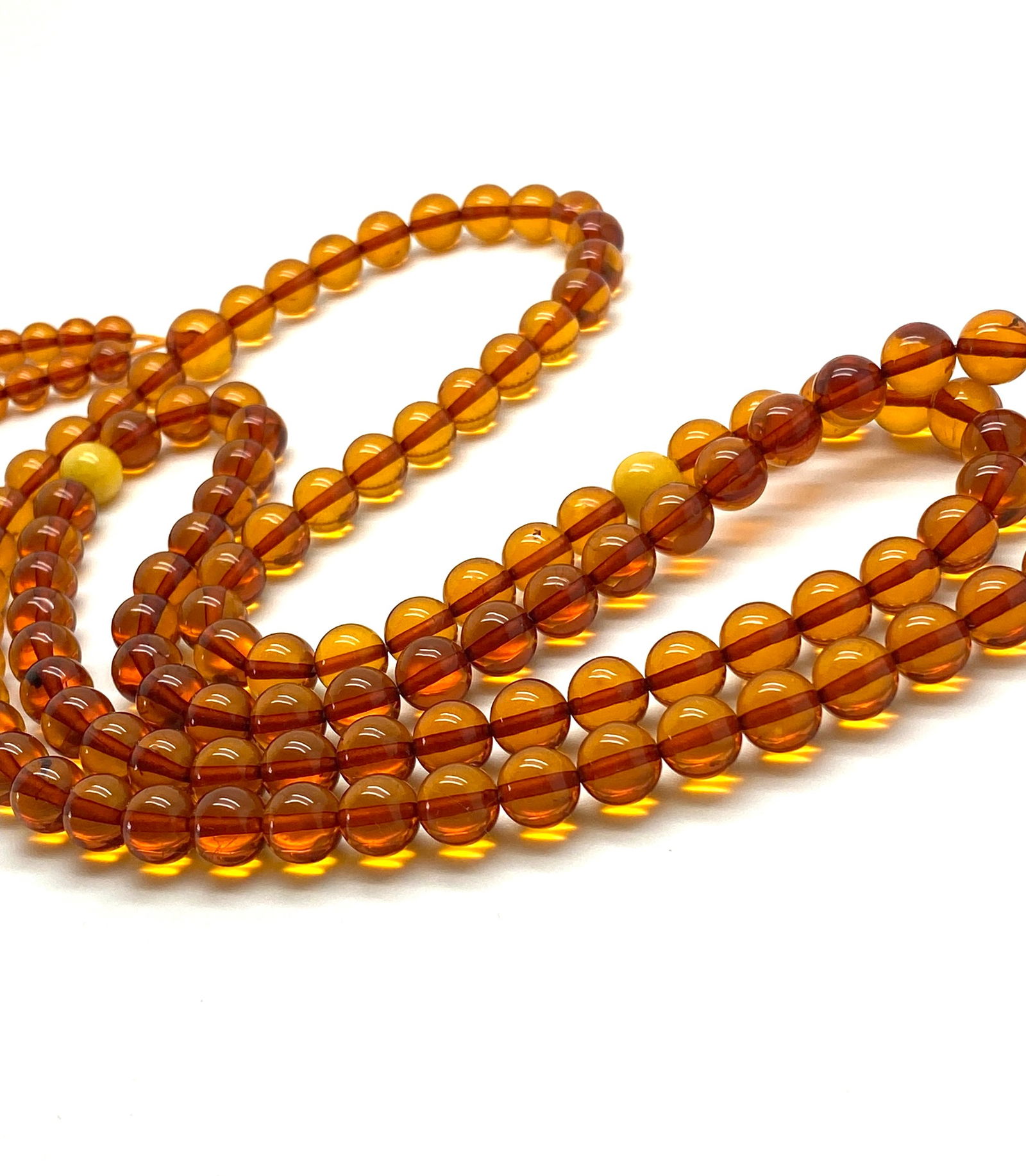 Extraordinary Amber Mala made from Round Amber beads - 4