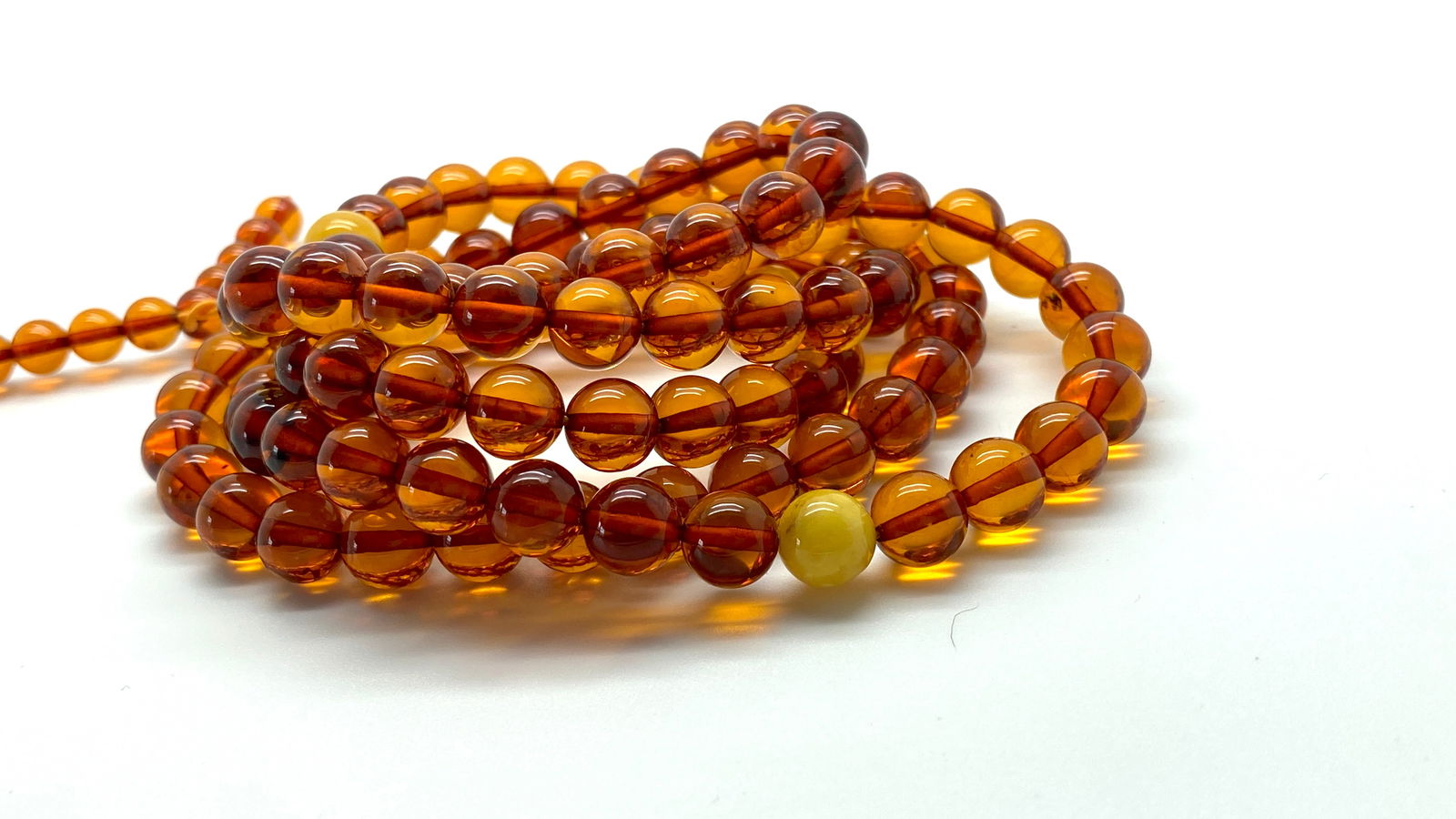 Extraordinary Amber Mala made from Round Amber beads - 5