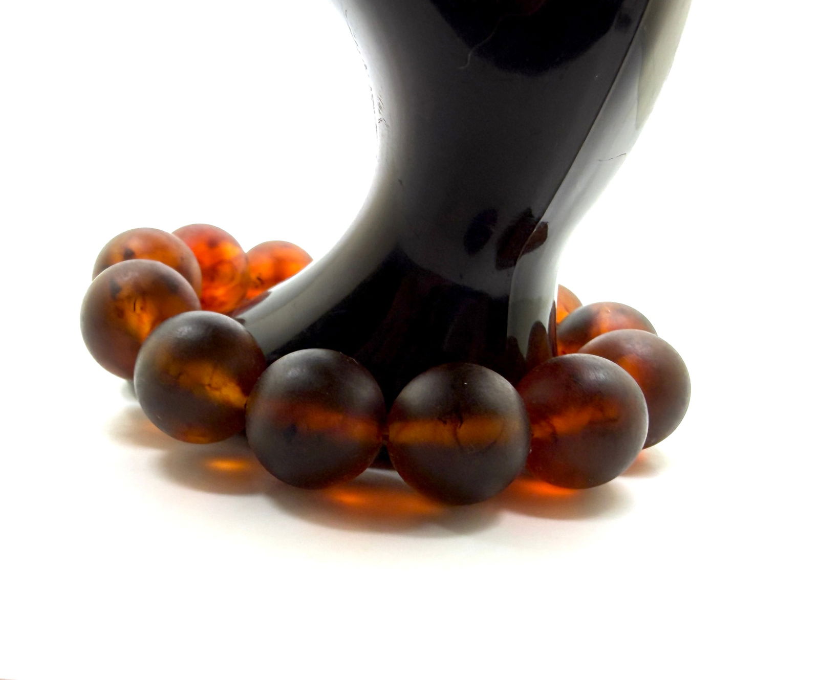 Unique and Phenomenal Amber Bracelet made from Round Amber beads - 3