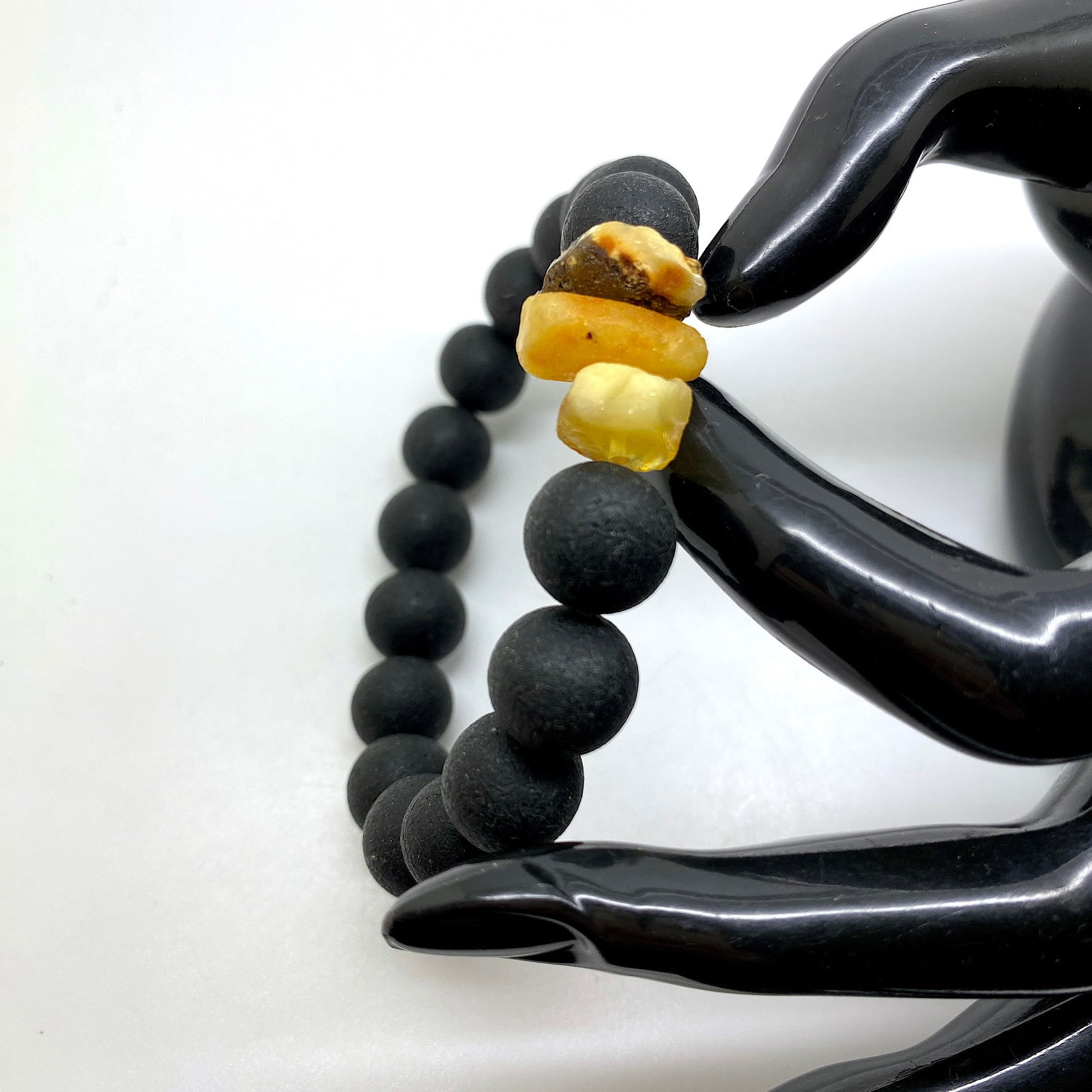 Outstanding Amber Bracelet made from Round Amber beads - 4