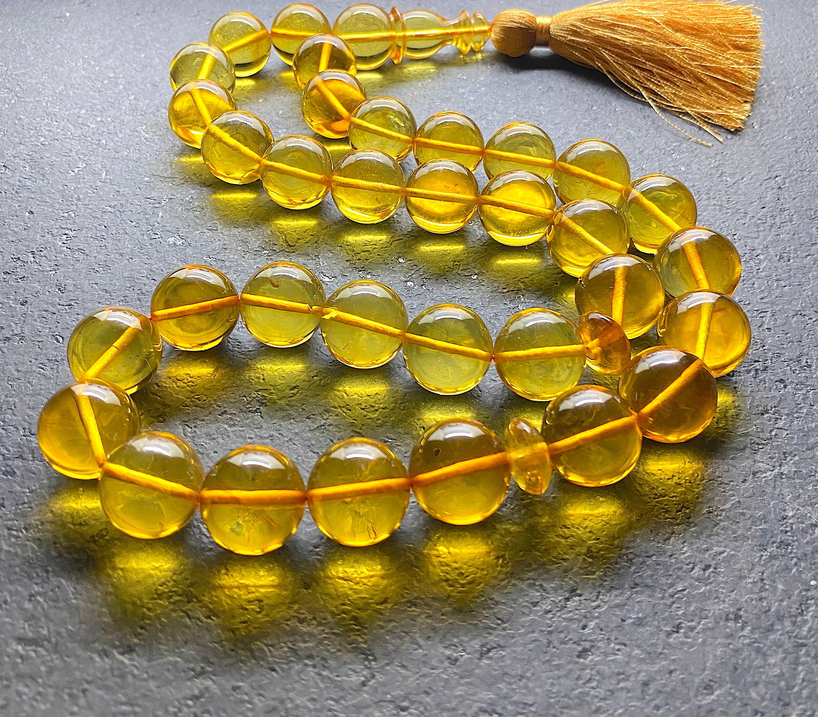 Fascinating Vintage Amber Tesbih made from Round Amber beads - 6