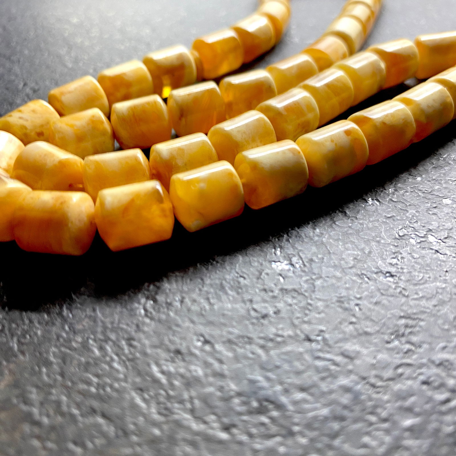 Remarkable Unique Antique Amber Tesbih made from Barrel shaped Amber beads - 3