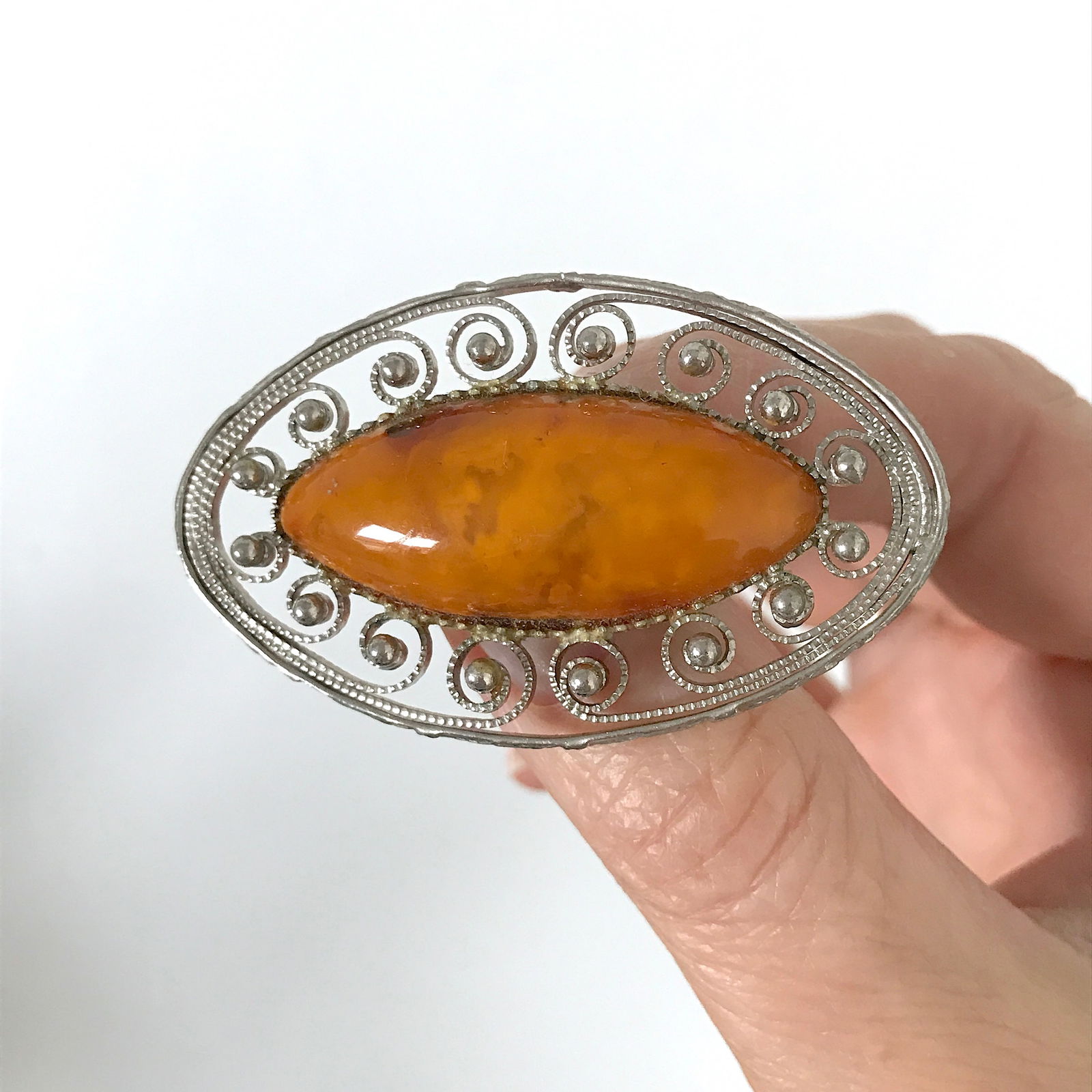 Magnificent Vintage Amber Brooch - 3