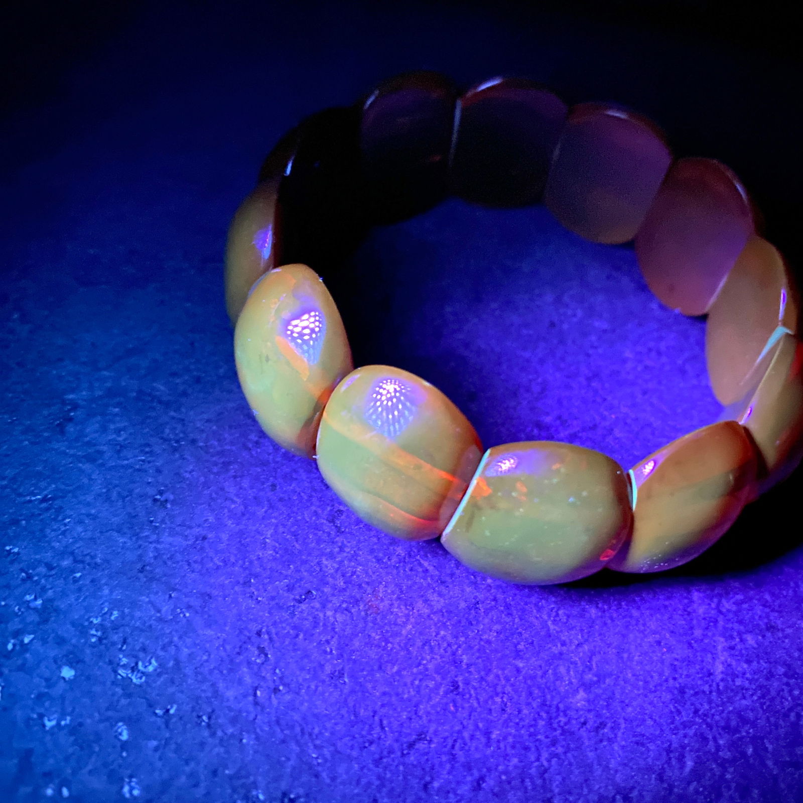 Remarkable Unique Vintage Amber Bracelet made from Plate like Amber beads - 9