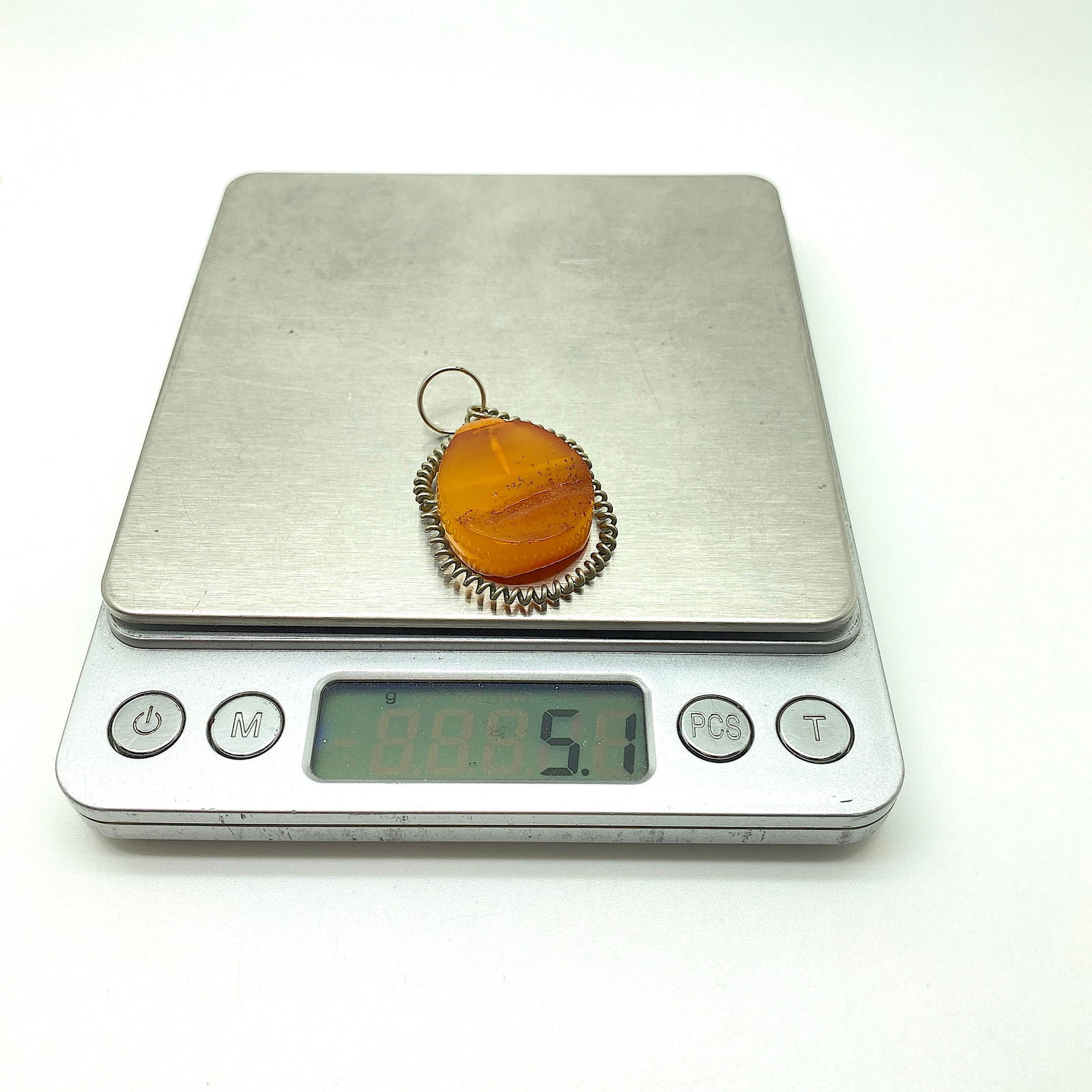 Beautiful Vintage Amber Pendant shaped like a Drop - 4