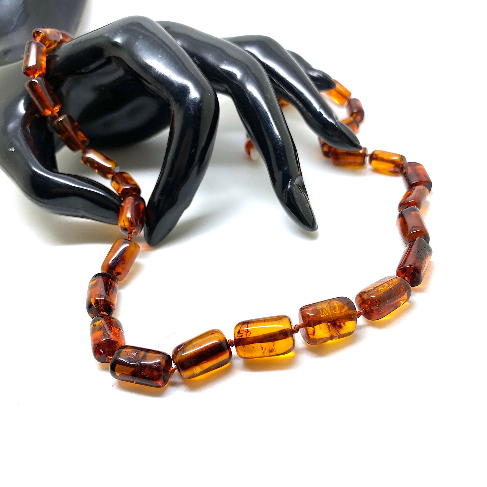 Unique and Marvellous Amber Necklace made from Barrel shaped Amber beads - 3