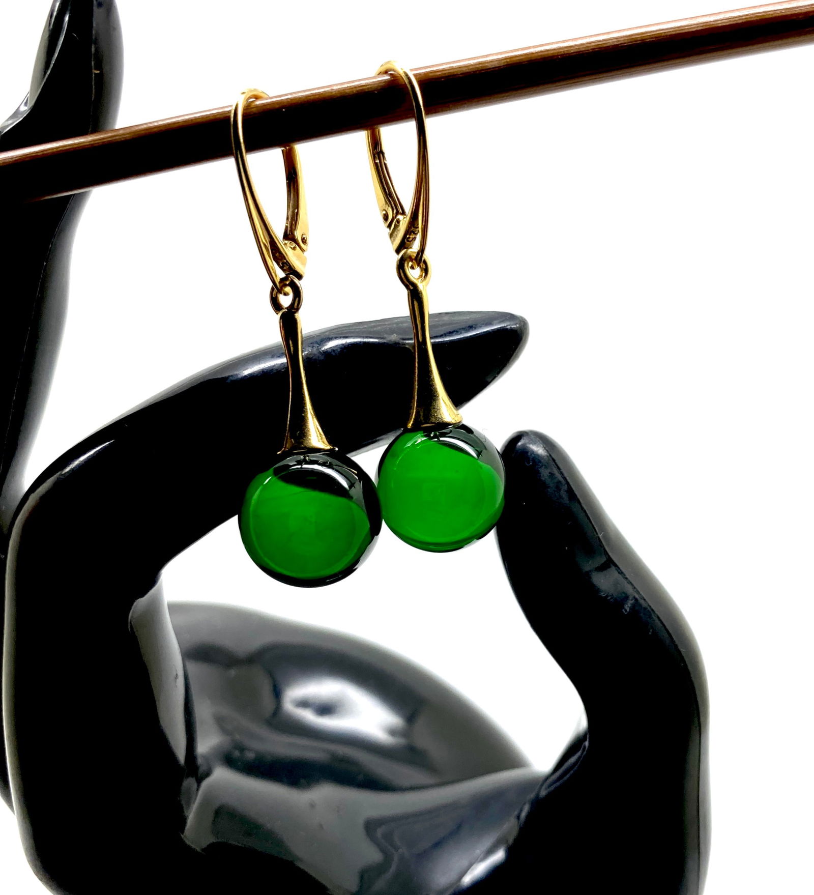 Exquisite Amber Earrings: Title:Exquisite Amber Earrings Metal:925 Silver-Gold Plated Gemstone:Amber Weight:4.8 g Size:Size: 12.0 x 12.0 x 44.0 mm Size: 0.472 x 0.472 x 1.732 inches Made of:(Reconstituted Amber or Whole Stone)