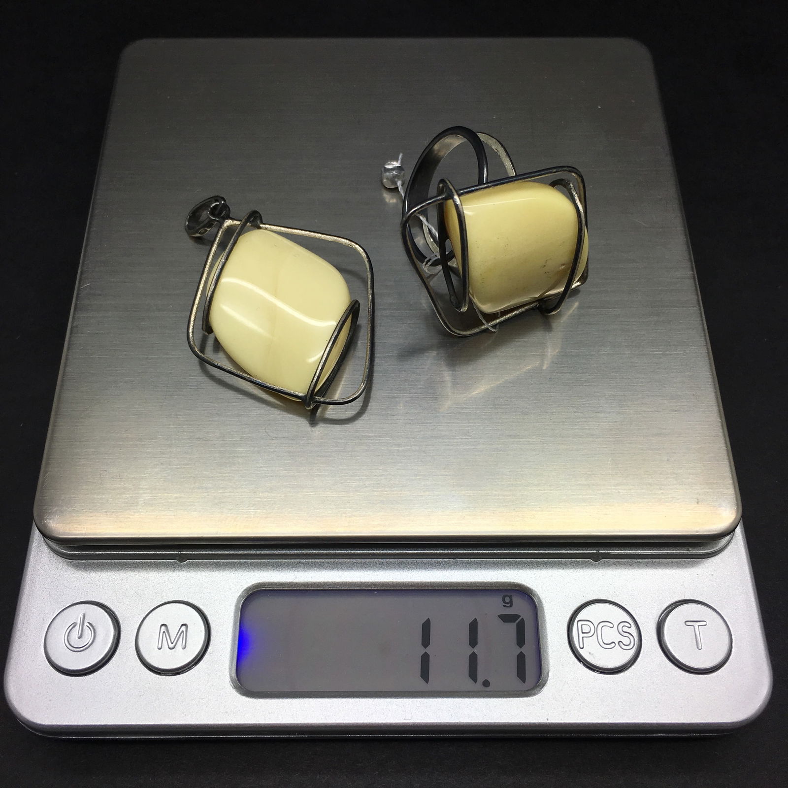 Baltic amber set pendant&ring white color rare stones 11,7g - 7