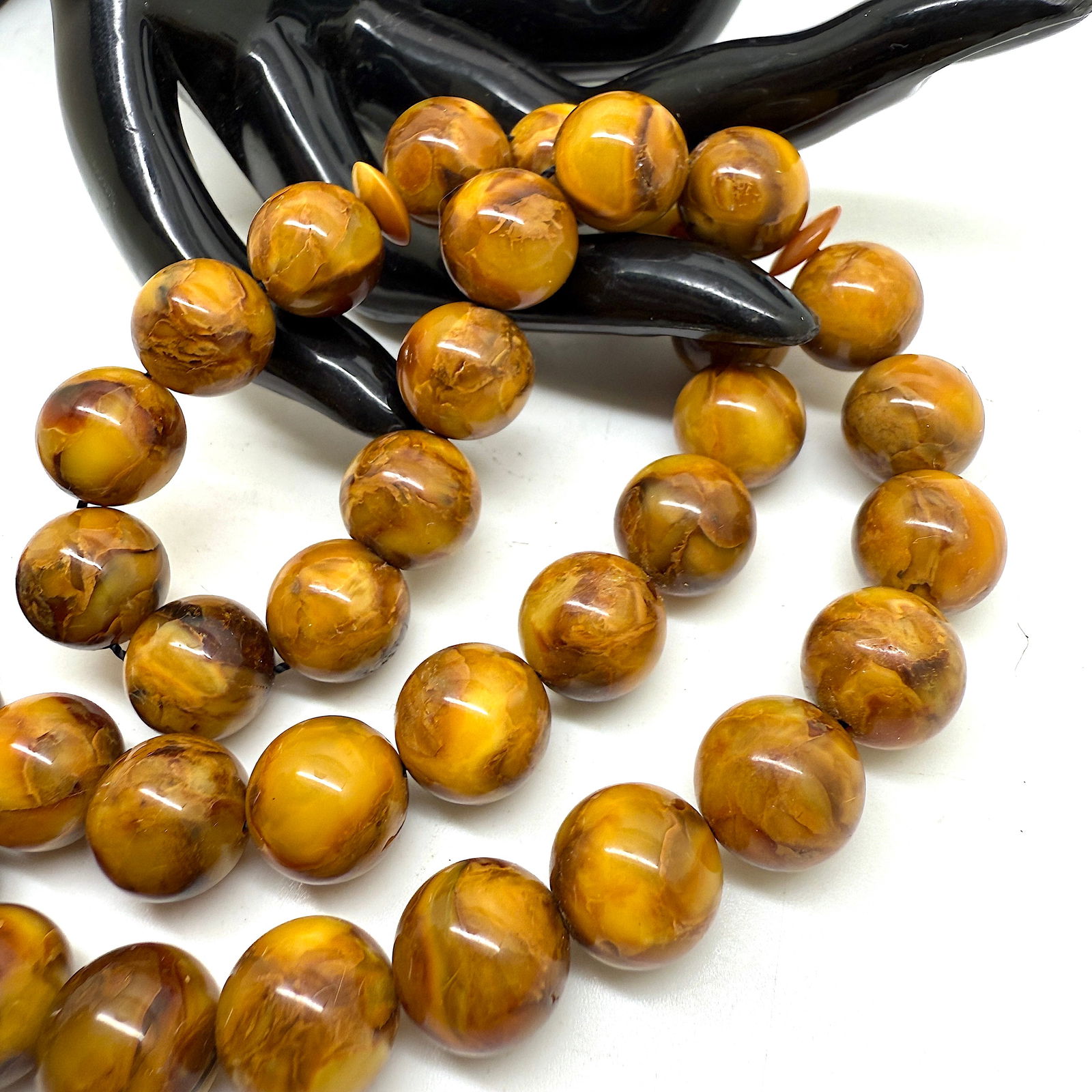 Unique and Staggering Amber Tesbih made from Round Amber beads - 3