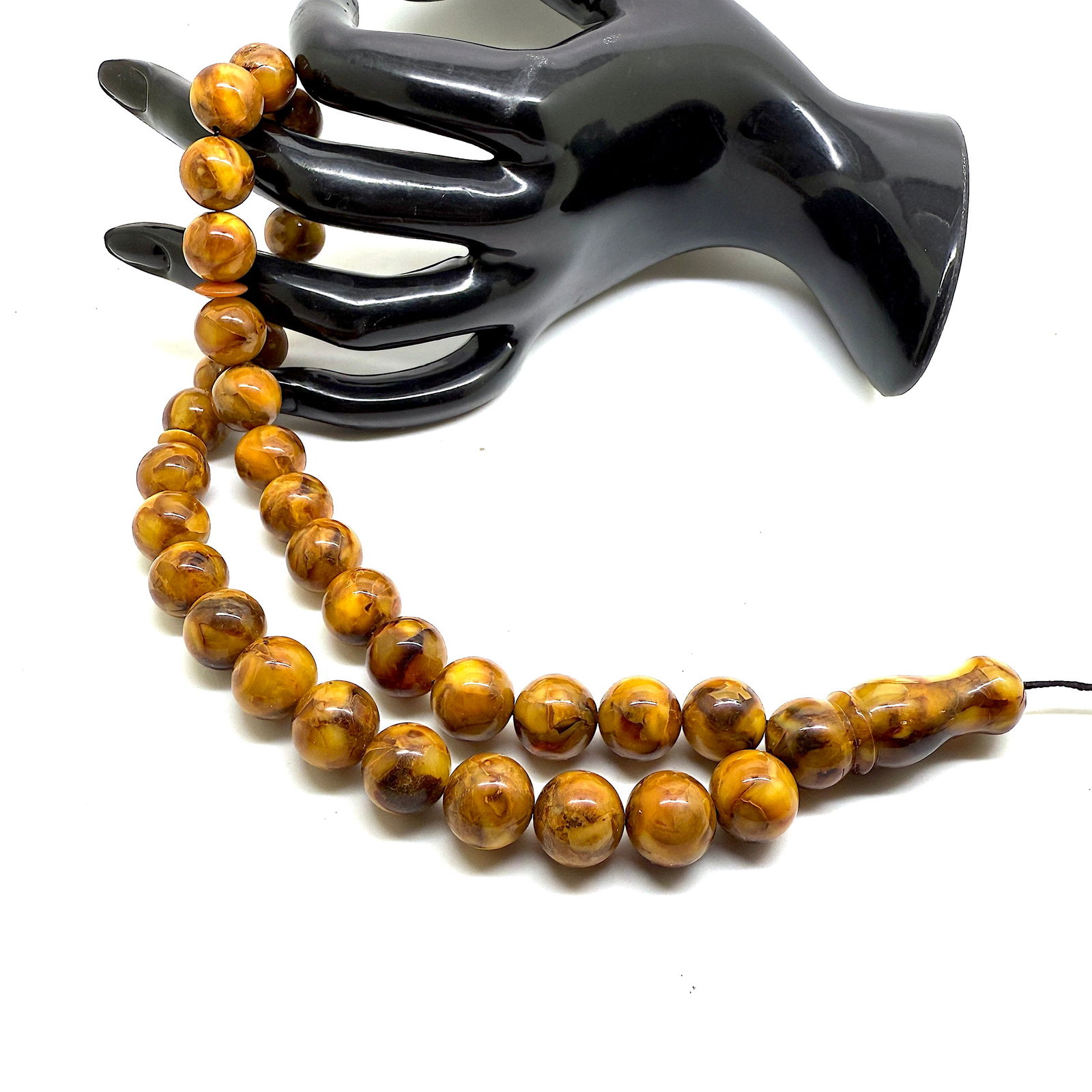 Unique and Staggering Amber Tesbih made from Round Amber beads - 4