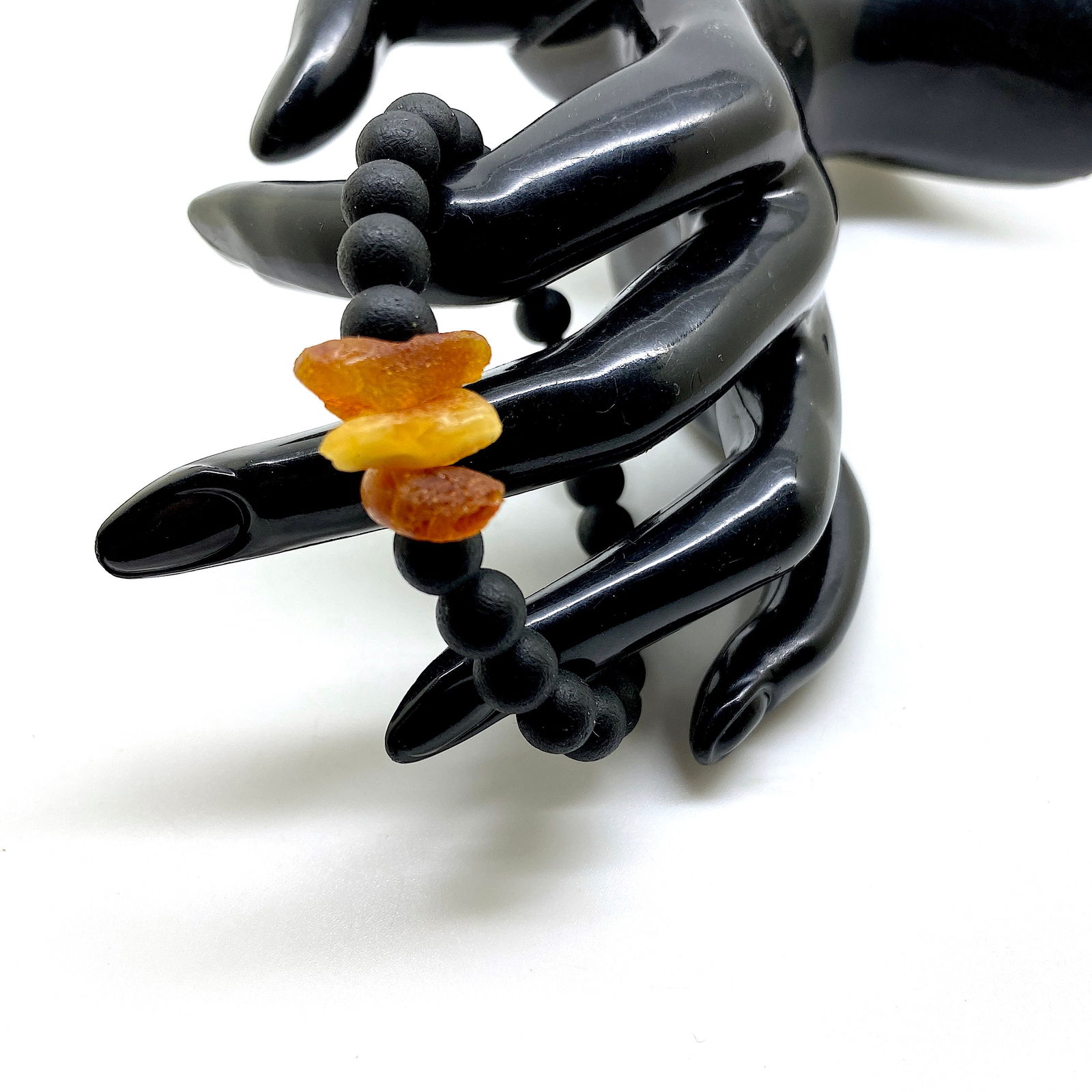 Exquisite Amber Bracelet made from Round Amber beads: Title:Exquisite Amber Bracelet made from Round Amber beadsMetal:NoneGemstone:AmberWeight:7.7 gSize:Bead size: 8.0 mm Bead size: 0.315 inches Made of:(Reconstituted Amber or Whole Stone):Reconstituted