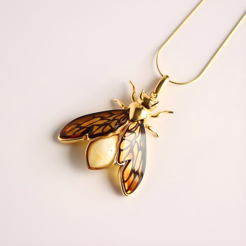 Gold Bumble Bee Amber Necklace- Gold Plated Silver - 3