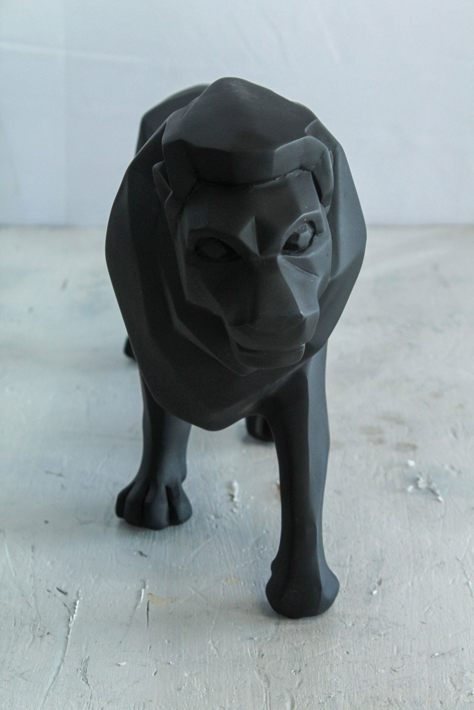 Matte Black Resin Lion Statue - Modern Geometric Indoor/Outdoor Sculpture, Bold Polygon Design with - 6