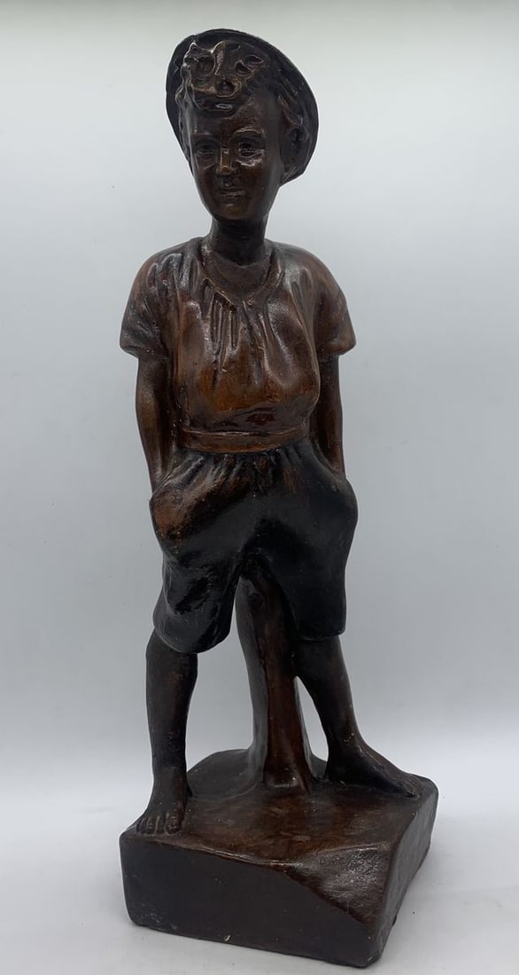 porcelain boy with hat - 2