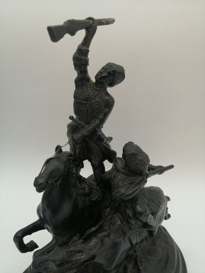 Sculpture Dzhigitovka Lezgin - 2