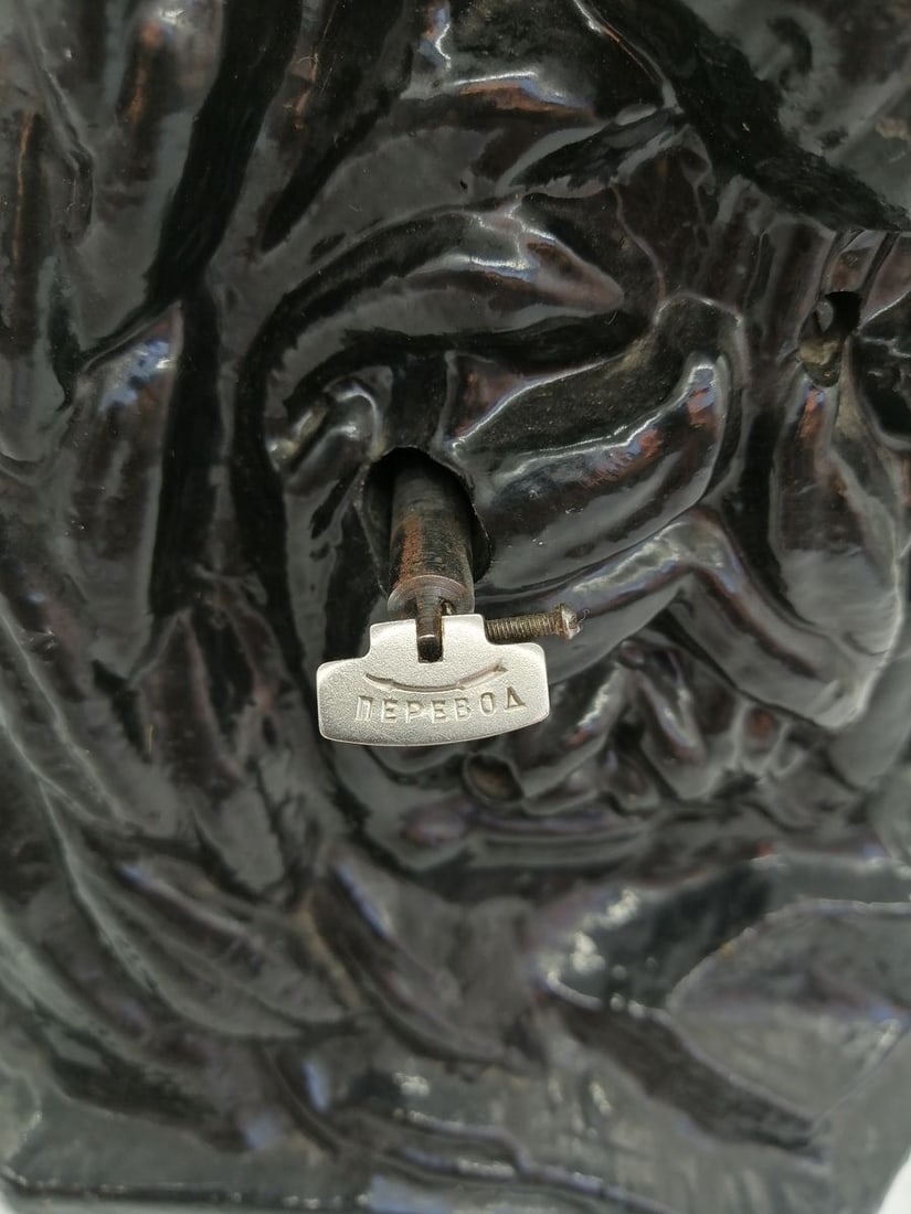 Vintage aluminum Tabletop Clock - 7