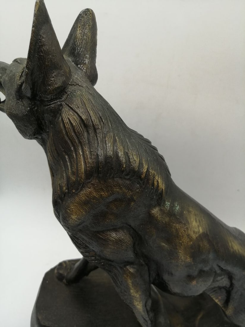 Vintage L.A. Carvin Statue Original signed sculpture - 9