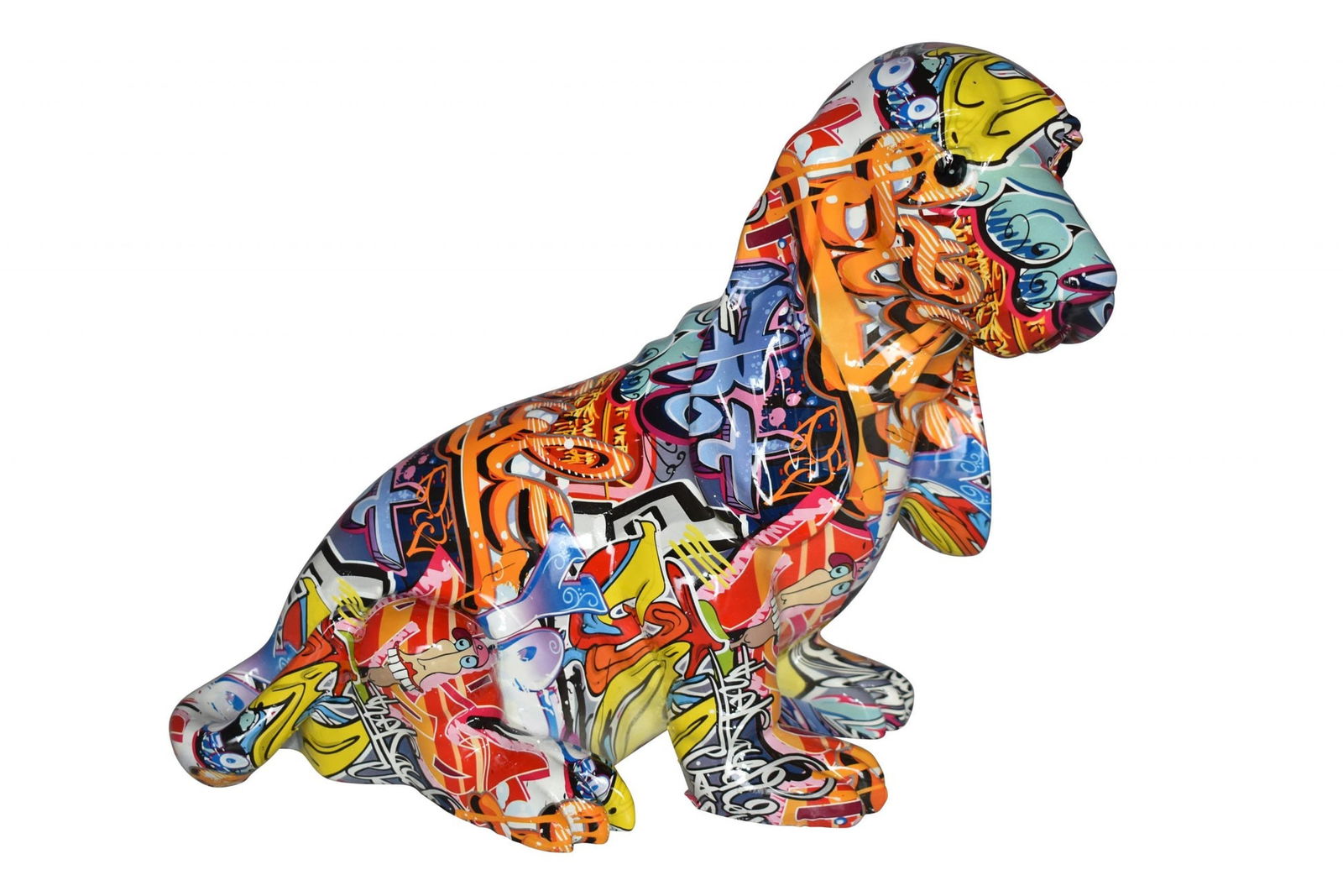 Modern Graffiti Basset Hound Dog Statue Made of Resin Size: 16" x 8" x 13"H: Title:Modern Graffiti Basset Hound Dog Statue Made of Resin Size: 16" x 8" x 13"H Description:Enjoy this Modern Graffiti Basset Hound Dog Statue Made of Resin. This modern abstract would be a great ad
