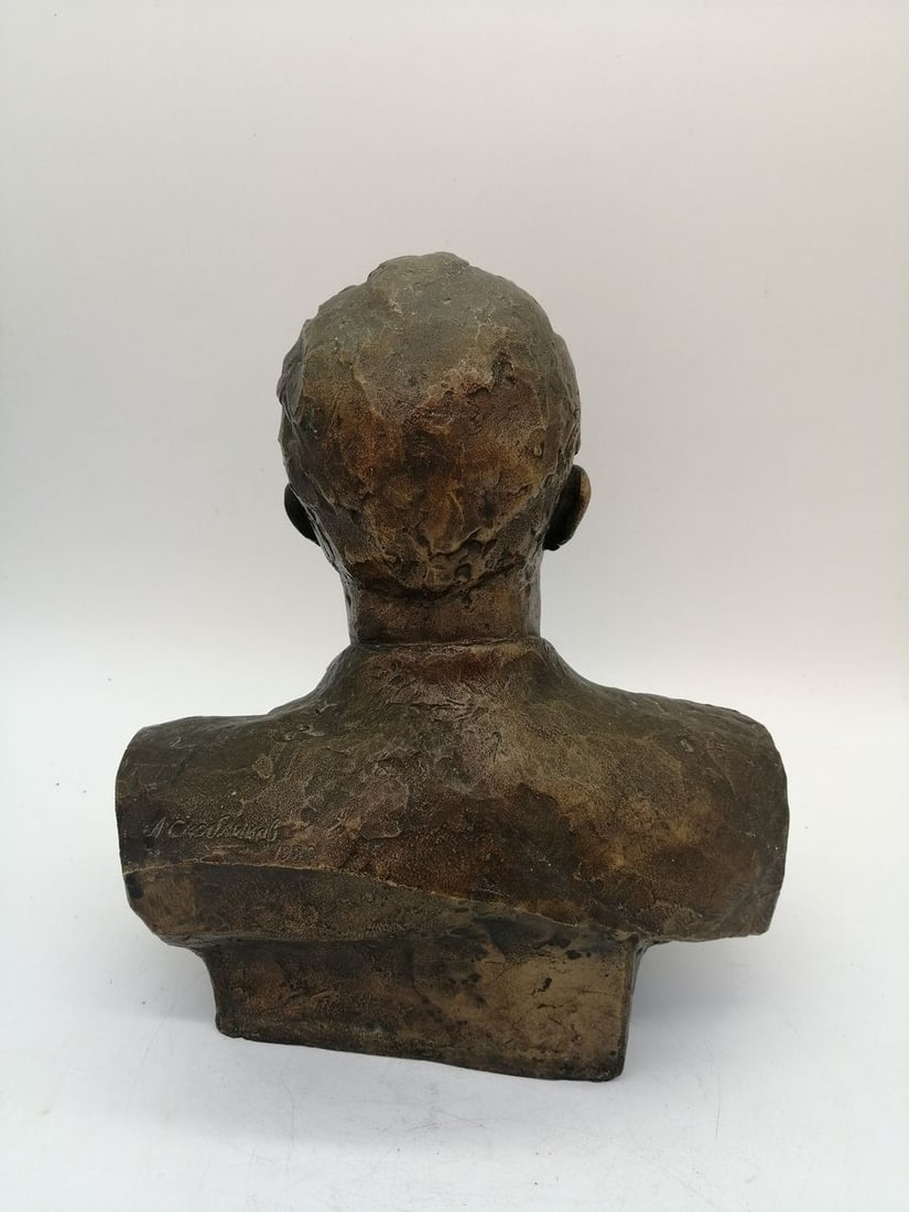Bust of a Man A.Scoblikov - 7