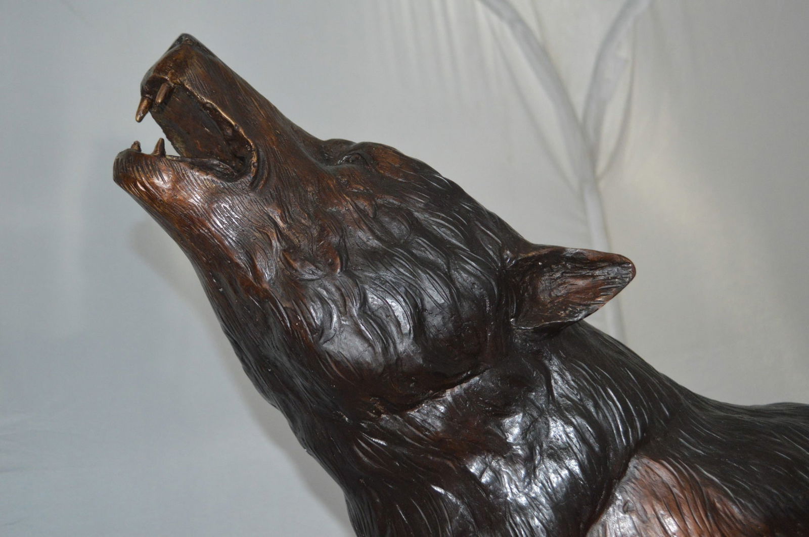 Howling Wolf Bronze Statue - Size: 40"L x 10"W x 32"H. - 8