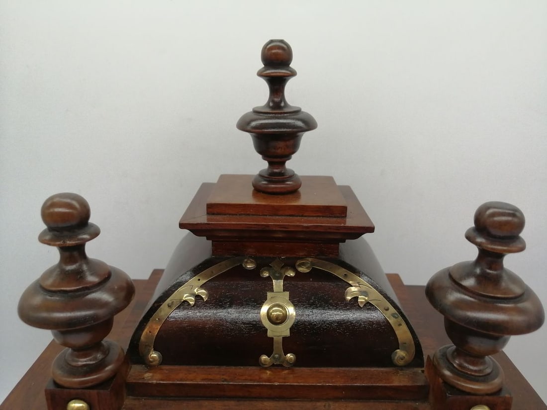 Vintage Wood Clock - 2