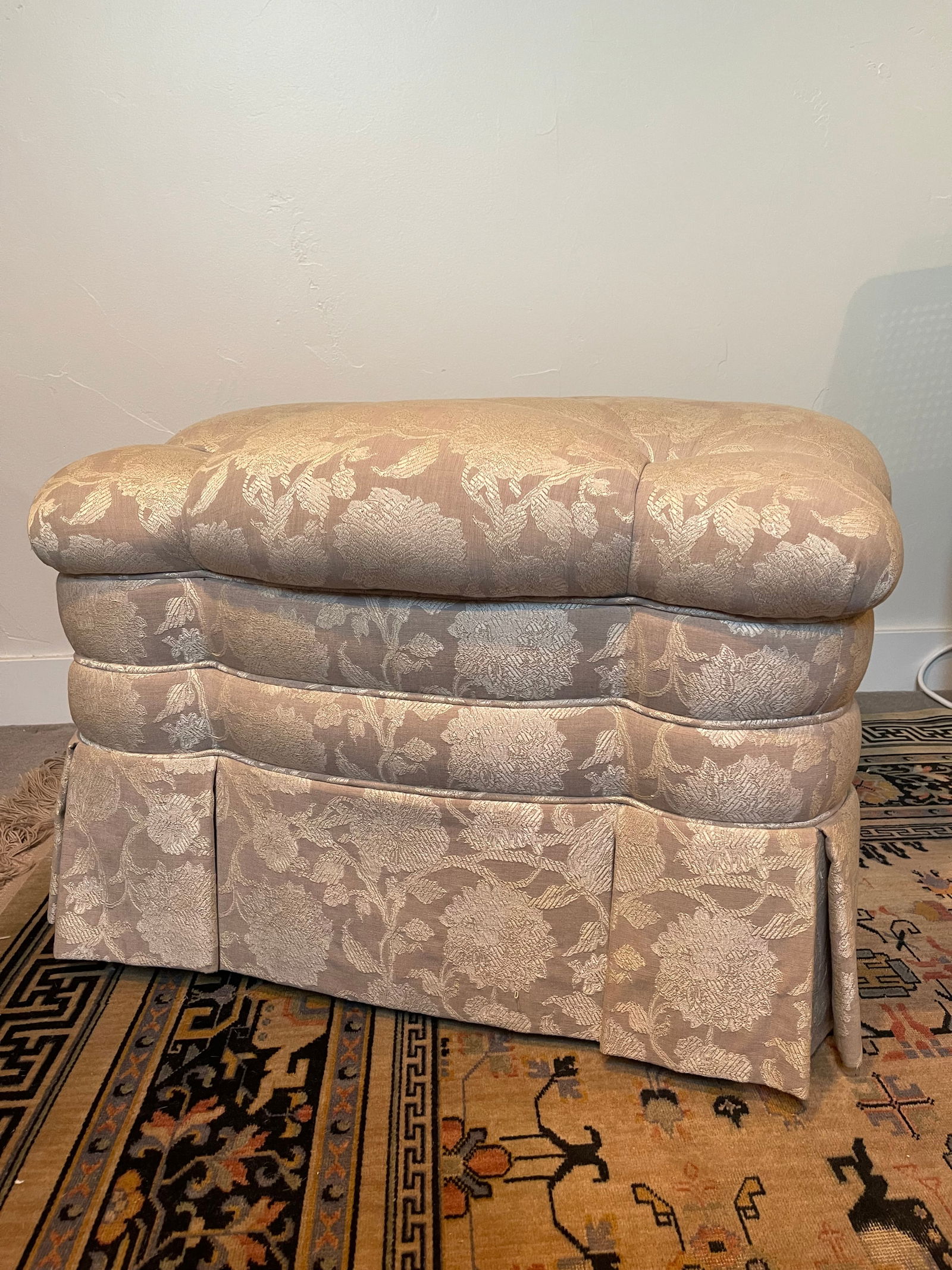 1990s Tufted Ottoman With Skirt - Robert Allen Upholstery - 13
