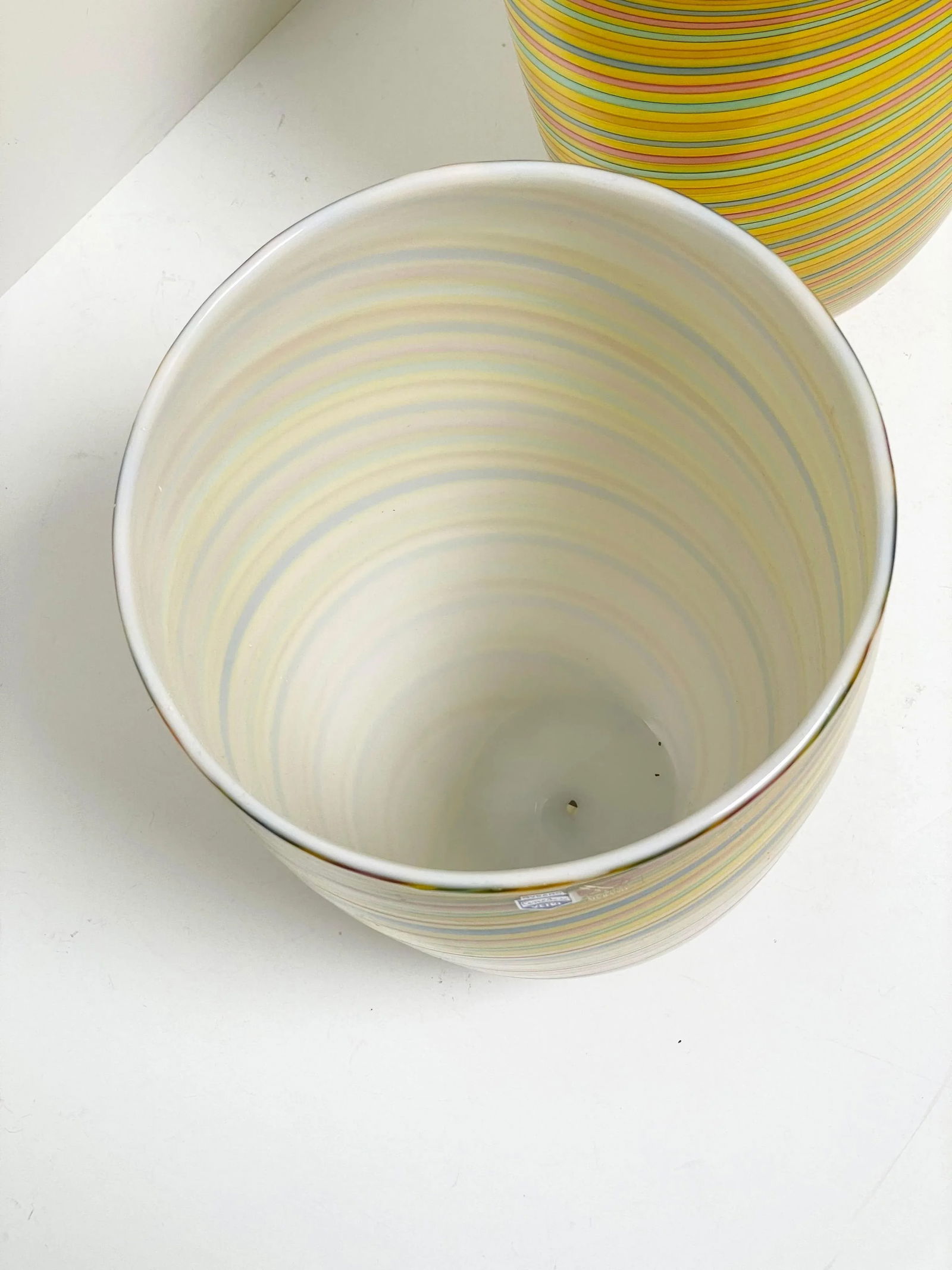 Pair of 2000s Large Gino Cenedese "˜Filigrana' Murano Italian Glass Vases - 7