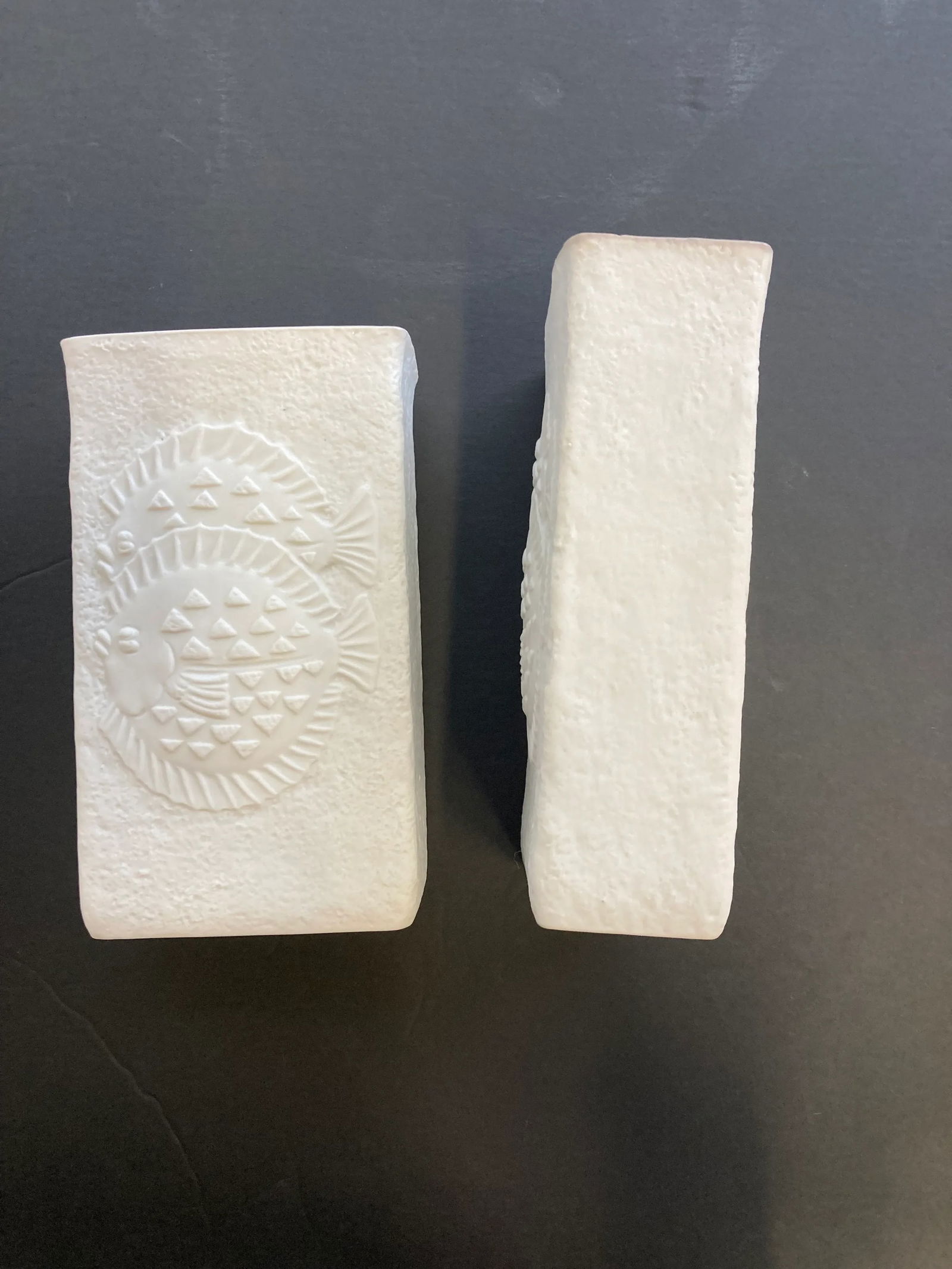 1960's German Plaster Vases, Fish Detailing. - 2