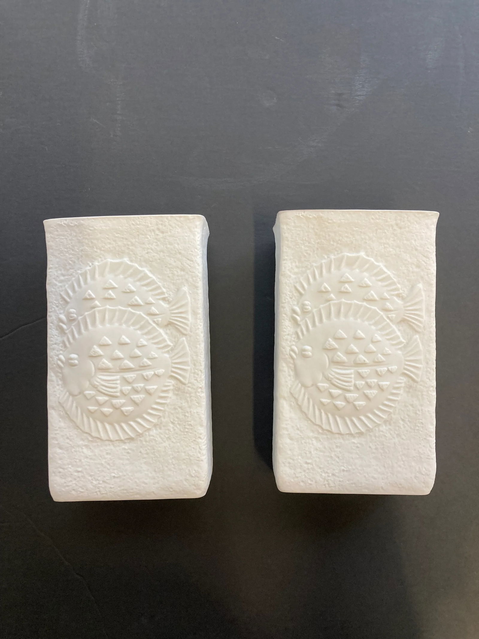1960's German Plaster Vases, Fish Detailing. - 7