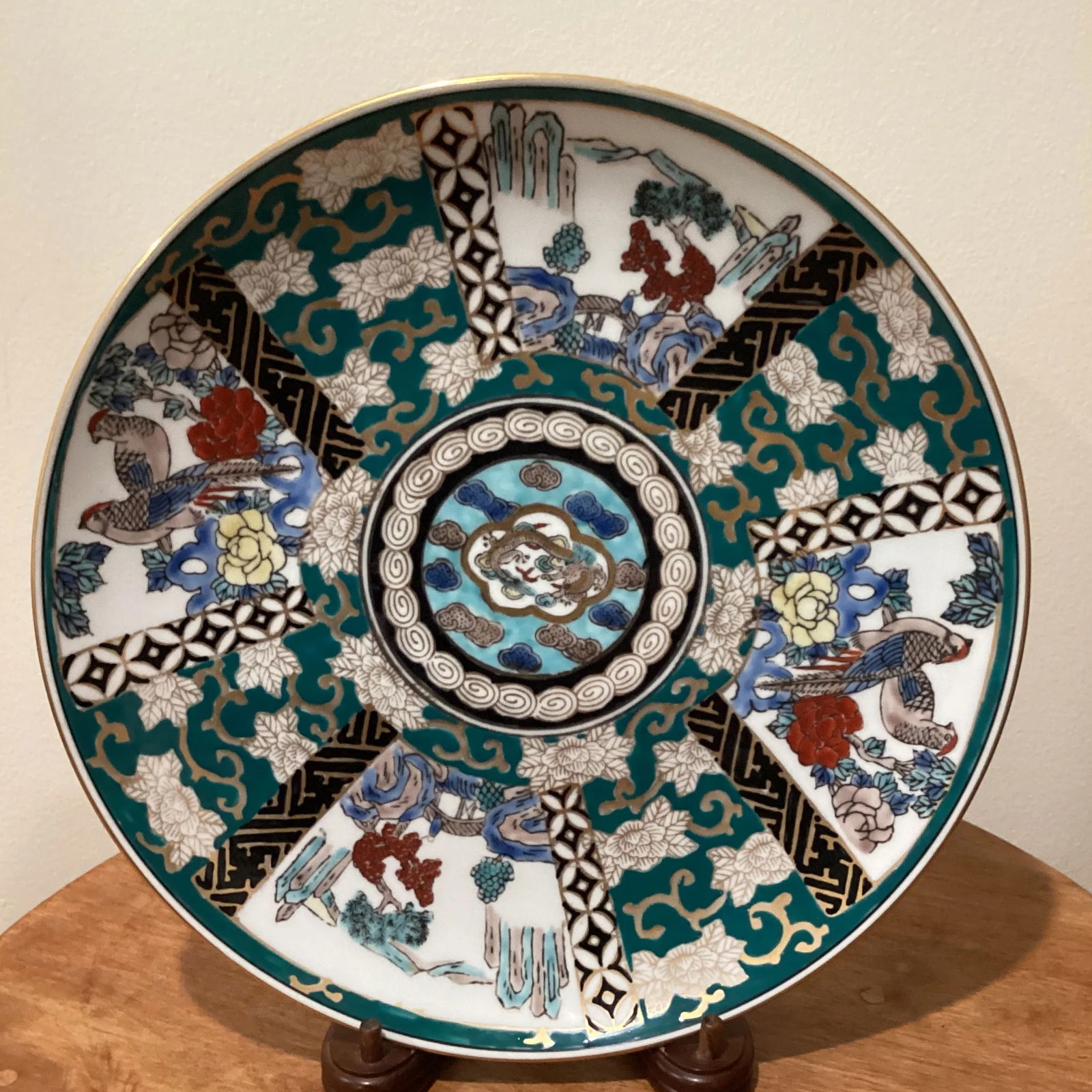 Early 20th Century Antique Handmade & Hand-Painted Japanese Green Imari Charger Plate Charger - 3
