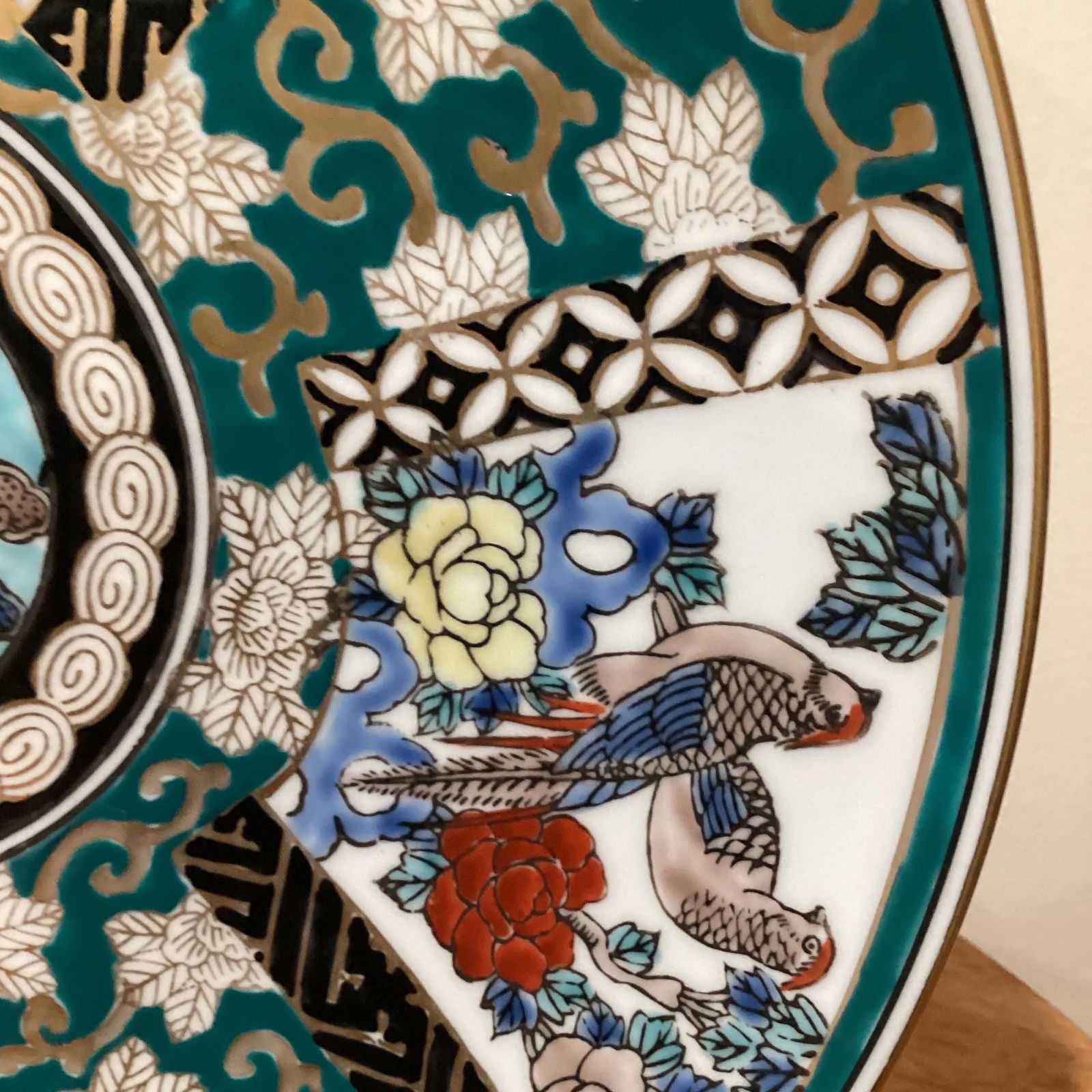 Early 20th Century Antique Handmade & Hand-Painted Japanese Green Imari Charger Plate Charger - 7