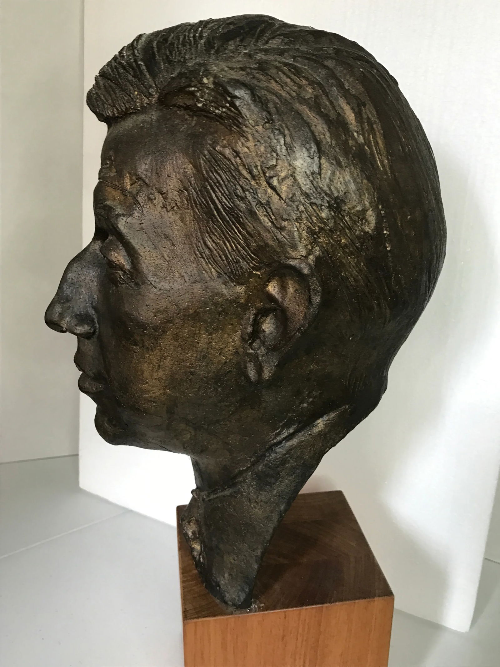 Late 20th Century Bronze Head Art Sculpture of a Man - 11