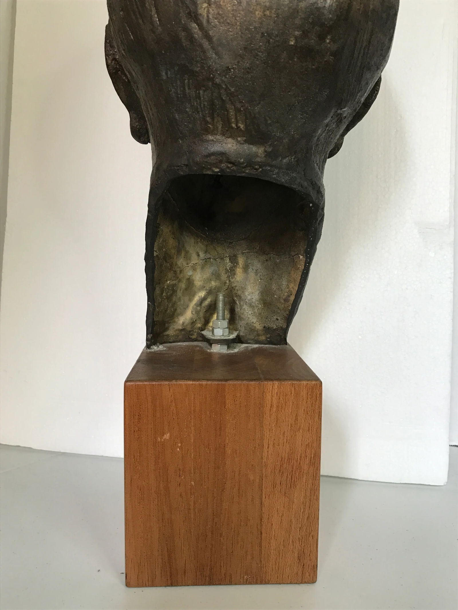 Late 20th Century Bronze Head Art Sculpture of a Man - 3