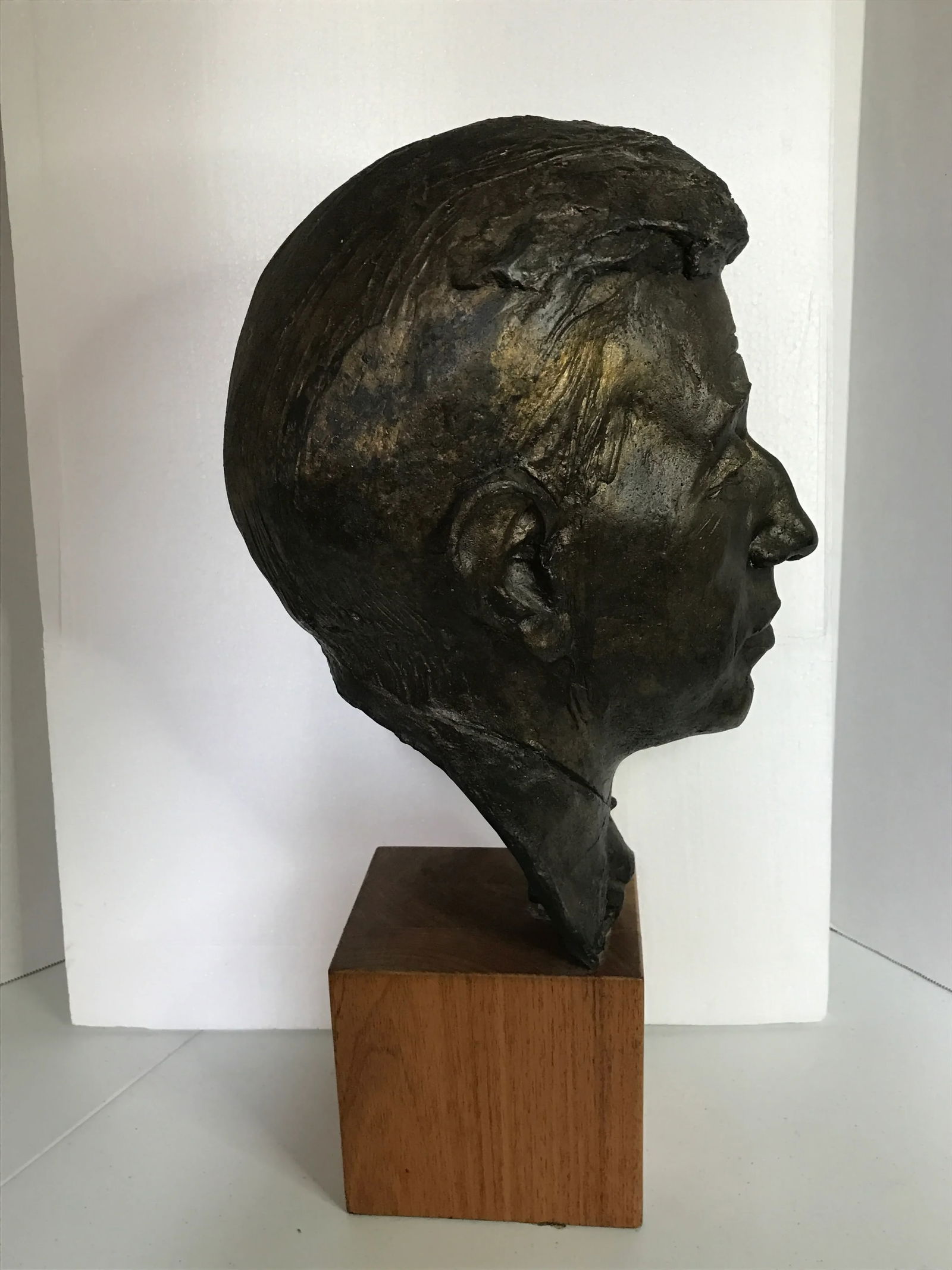 Late 20th Century Bronze Head Art Sculpture of a Man - 6