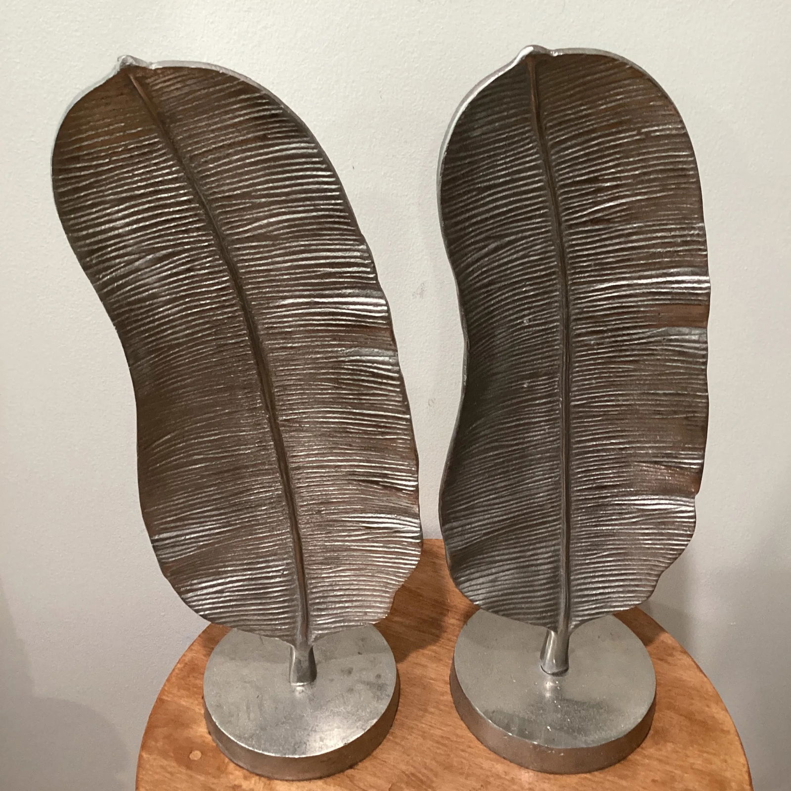 Mid Century Modern Pair of Extra Large Silver Metal Quill Sculptures - 2