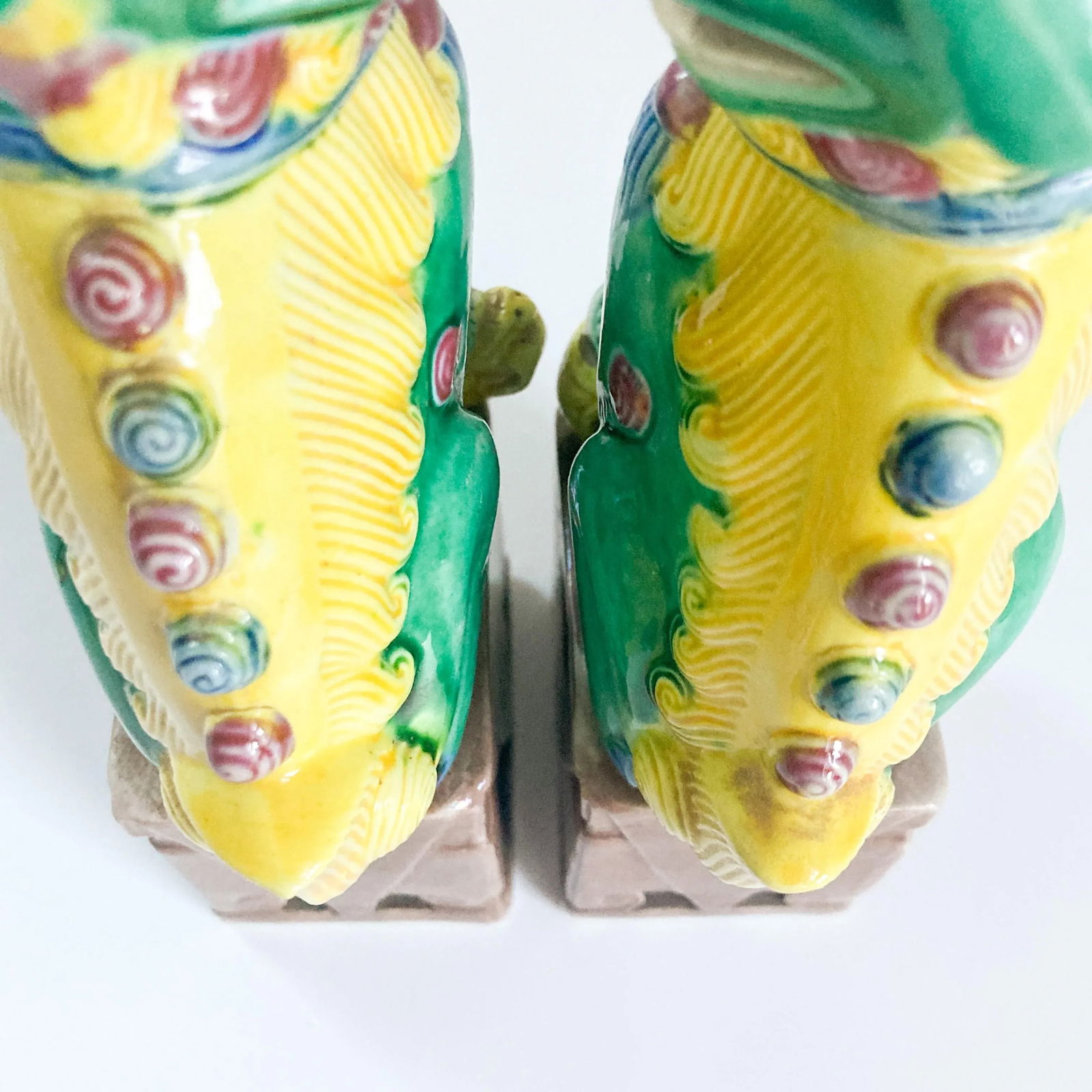 1940's Famille Verte Style Ceramic Foo Dog Figurine Pair - 8