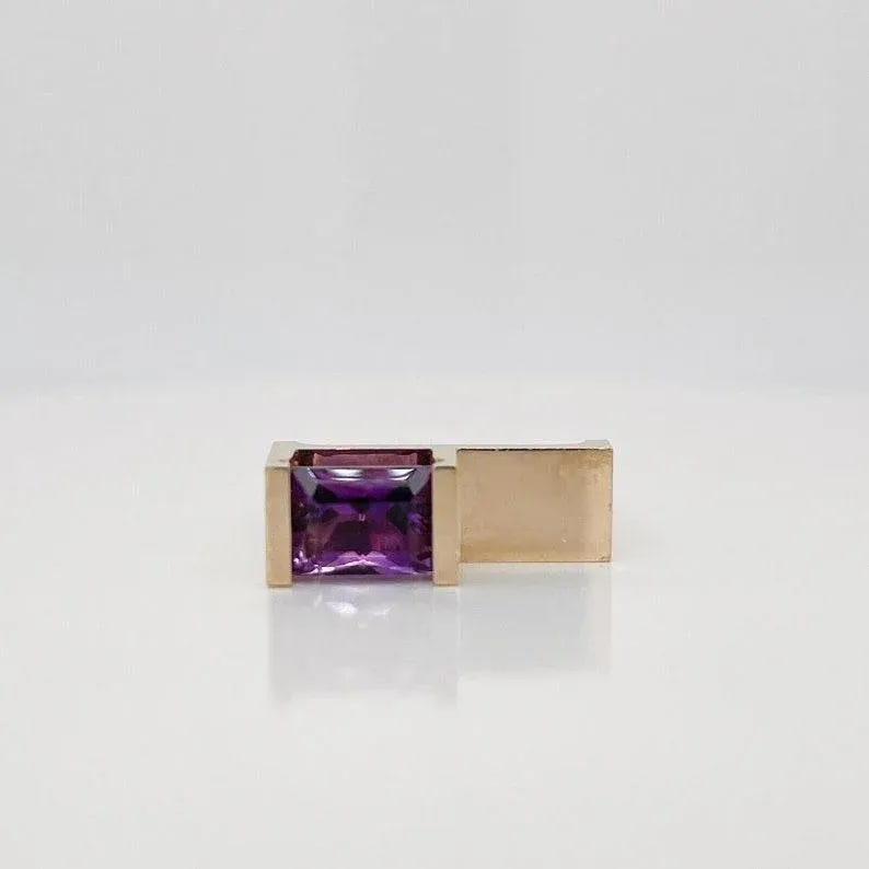 Signed Trisko 14 Karat Gold & Amethyst Cocktail Ring Size 8 - 5