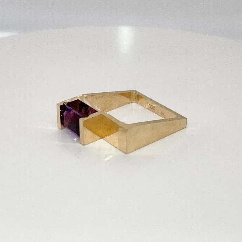 Signed Trisko 14 Karat Gold & Amethyst Cocktail Ring Size 8 - 6