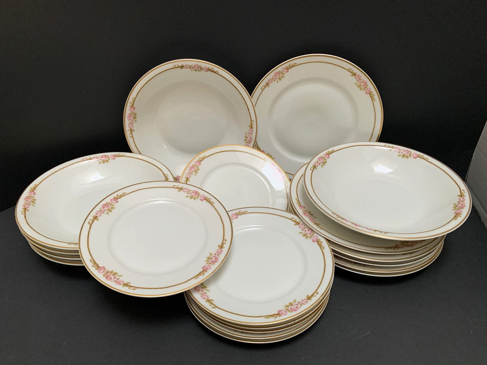 French Limoges Vintage Pink Rosette Patterned China Plates and Bowls, Set of Nineteen - 4