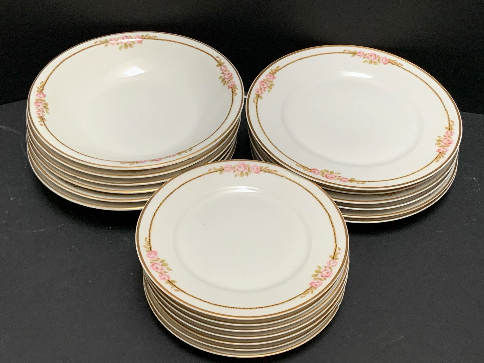 French Limoges Vintage Pink Rosette Patterned China Plates and Bowls, Set of Nineteen - 7