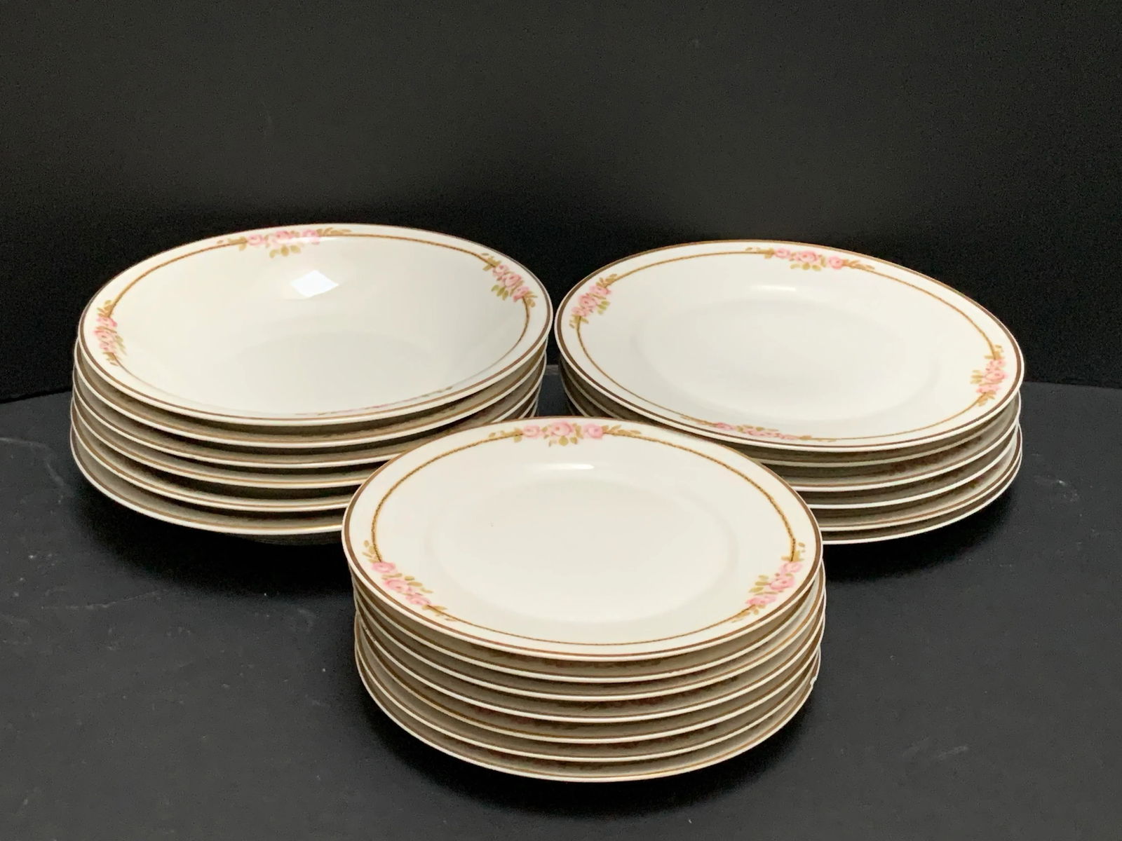 French Limoges Vintage Pink Rosette Patterned China Plates and Bowls, Set of Nineteen - 9