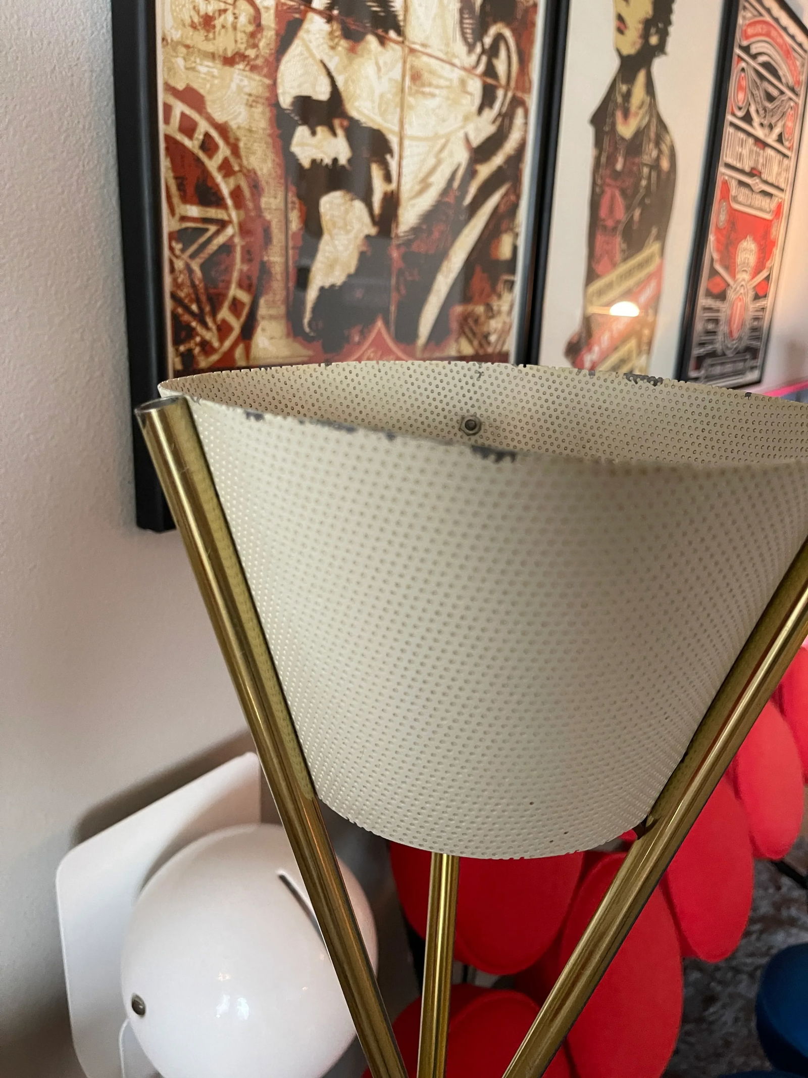 Pair of Gerald Thurston Lightolier Tripod Floor Lamps, Early 50s Design - 7