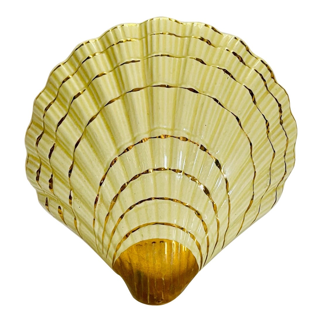 Vintage Yellow & Gold Seashell Hanging Vase: A ceramic scallop shell wall vase in pale yellow that has 22k gold highlights and has an opening which is 4 inches long and 1 inch wide. Condition: Alterations: Original Condition Unaltered Imperfecti