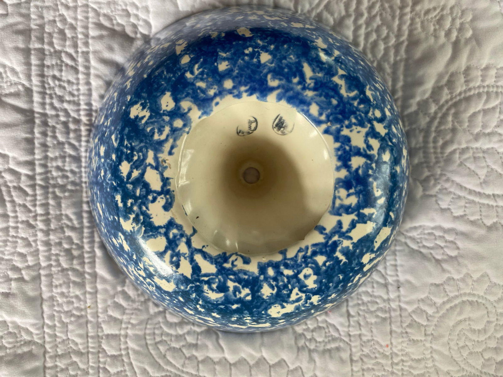 1940s Vintage Blue Stangl Sponge-Ware Stamped "Town & Country" Pattern- 24 Pieces - 4