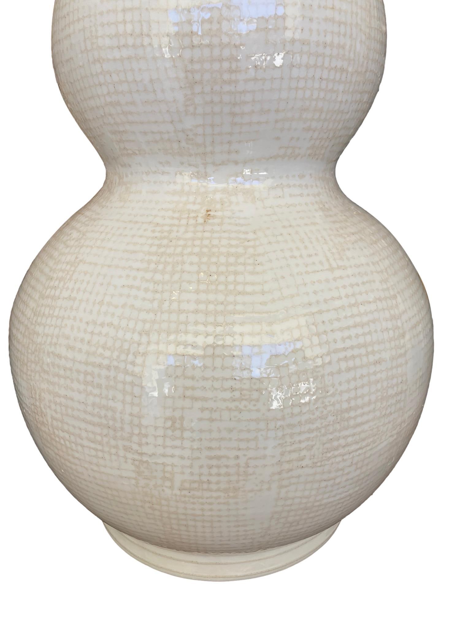 1990s Roy Hamilton Studio Pottery "Linen" Double Gourd Vase in Beige on Cream - 5