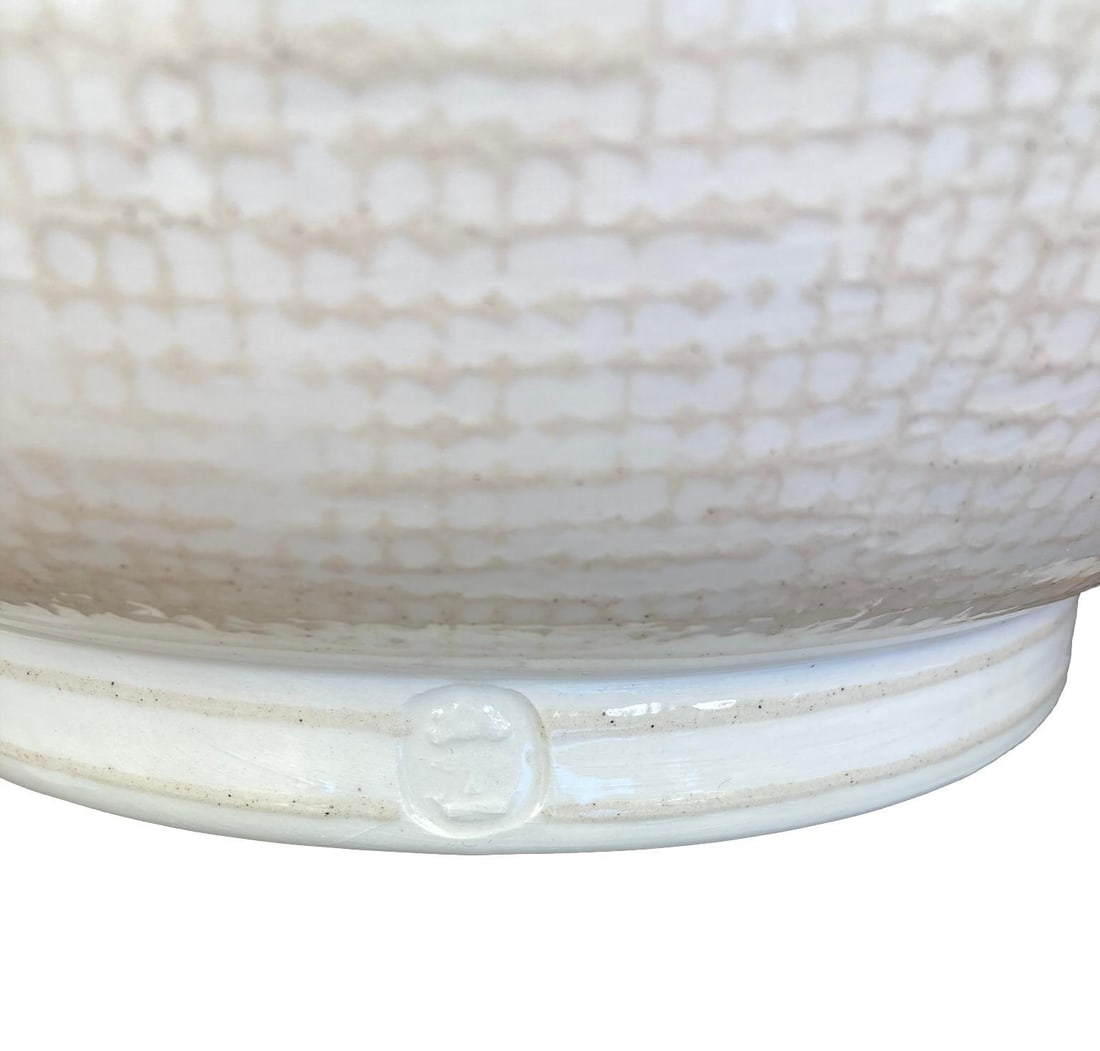 1990s Roy Hamilton Studio Pottery "Linen" Double Gourd Vase in Beige on Cream - 6