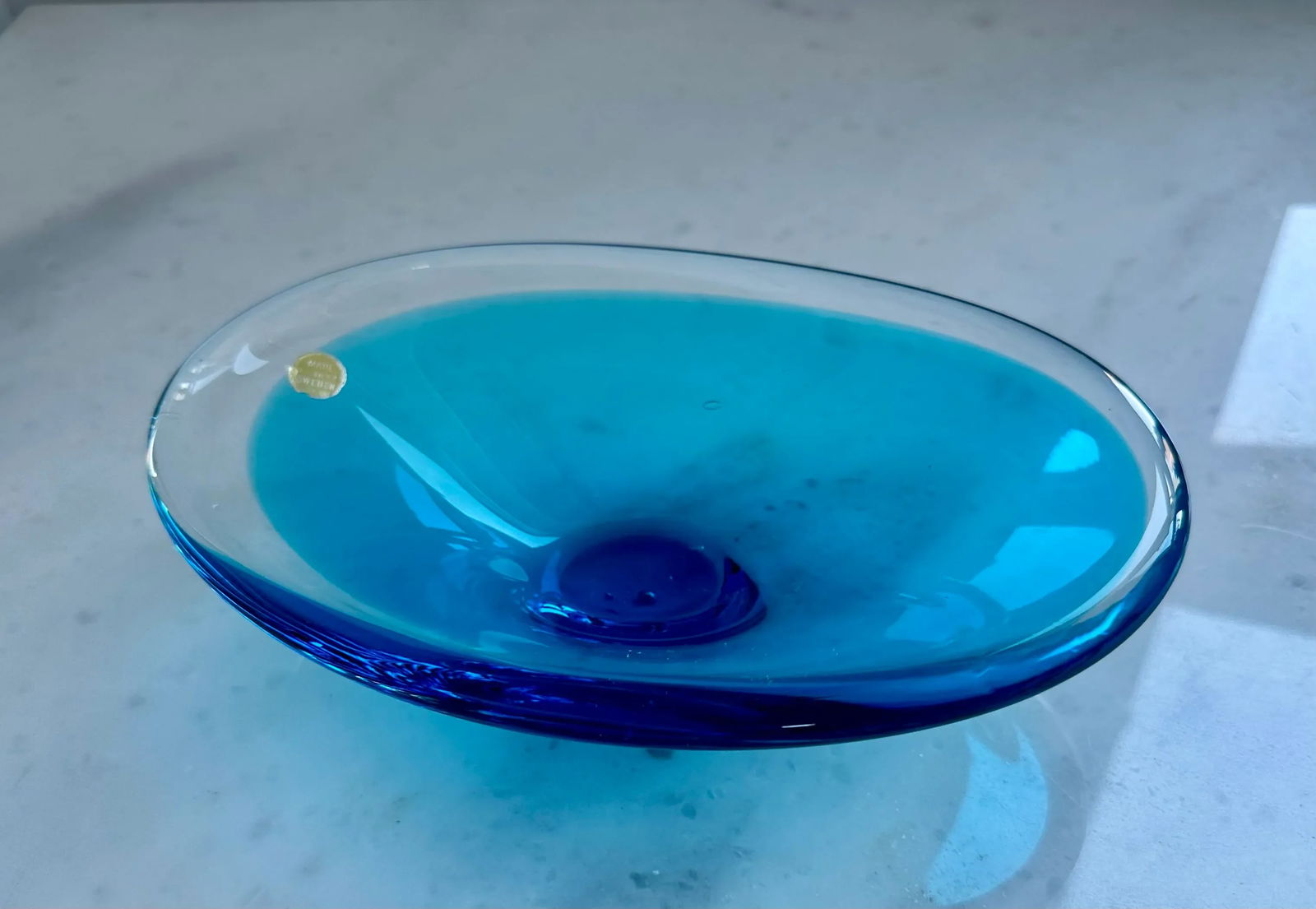 Mats Jonasson Art Glass Blue Bowl, Sweden 1970s Mid Century Modern - 3